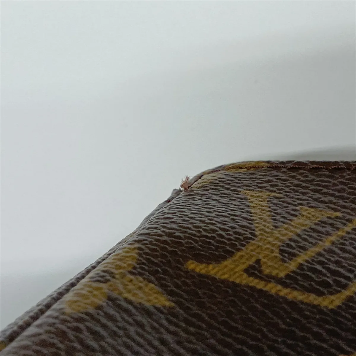 Monogram Pochette Accessoires M51980 VI0014 Brown — view 11