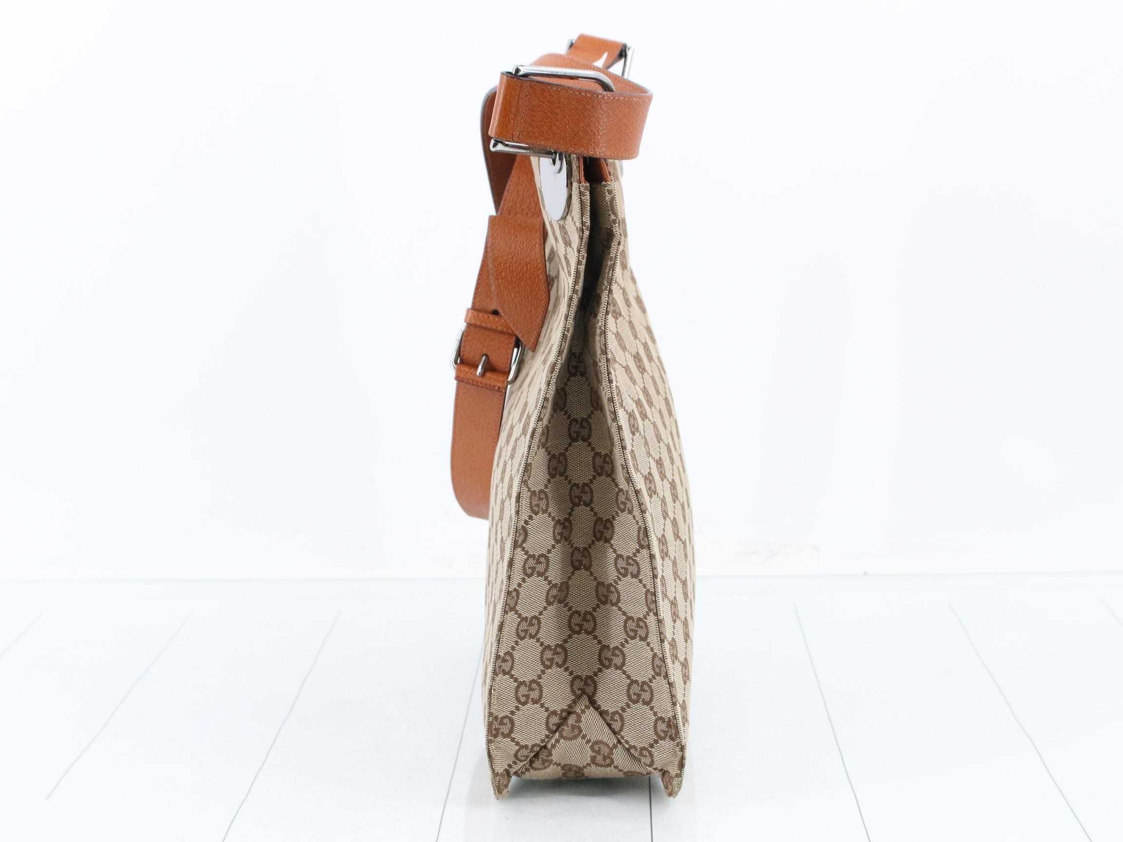 120842 Camel W28 H35 D10 — view 3