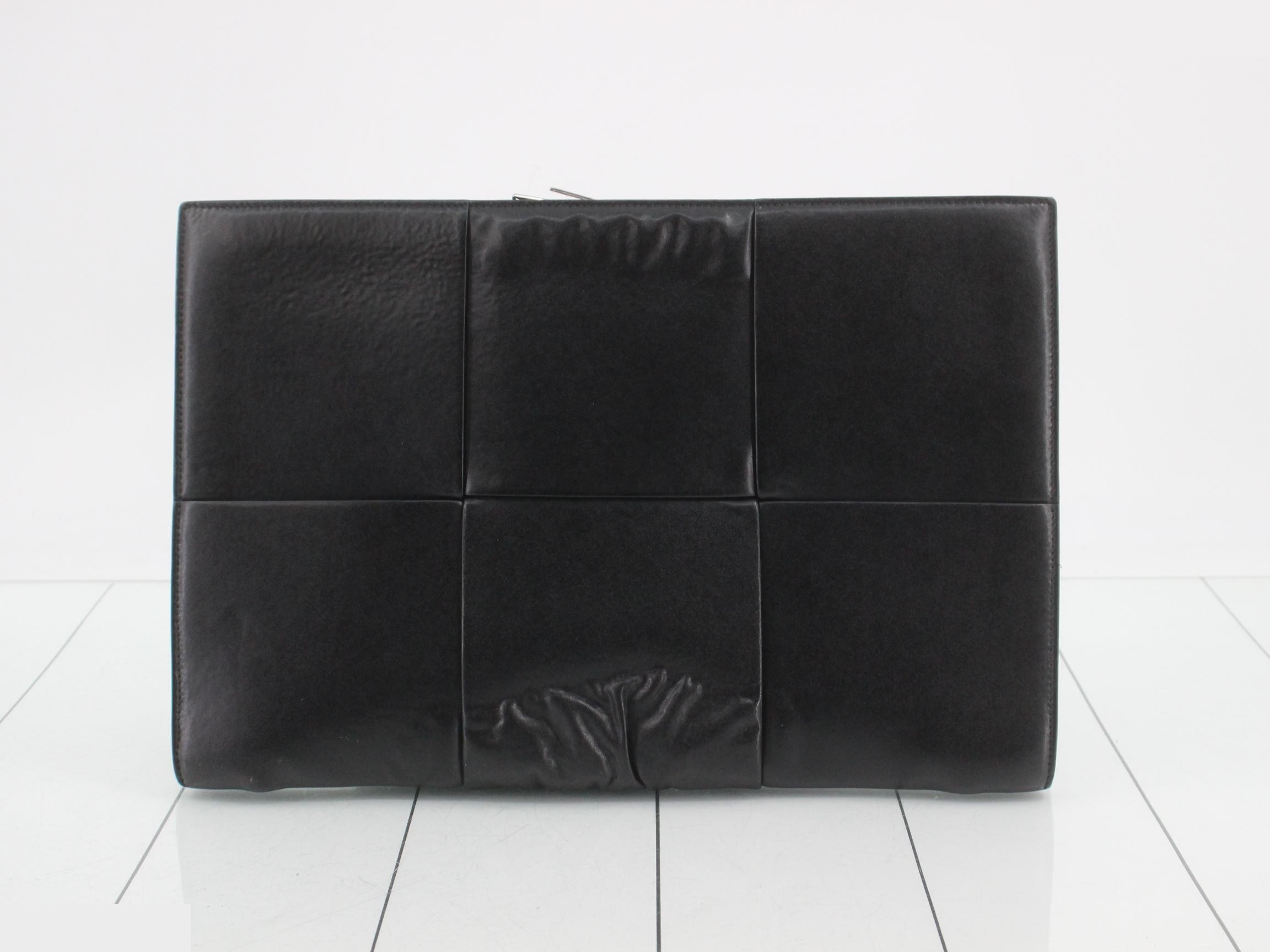 Arco Cassette Clutch Bag, Nero — view 2