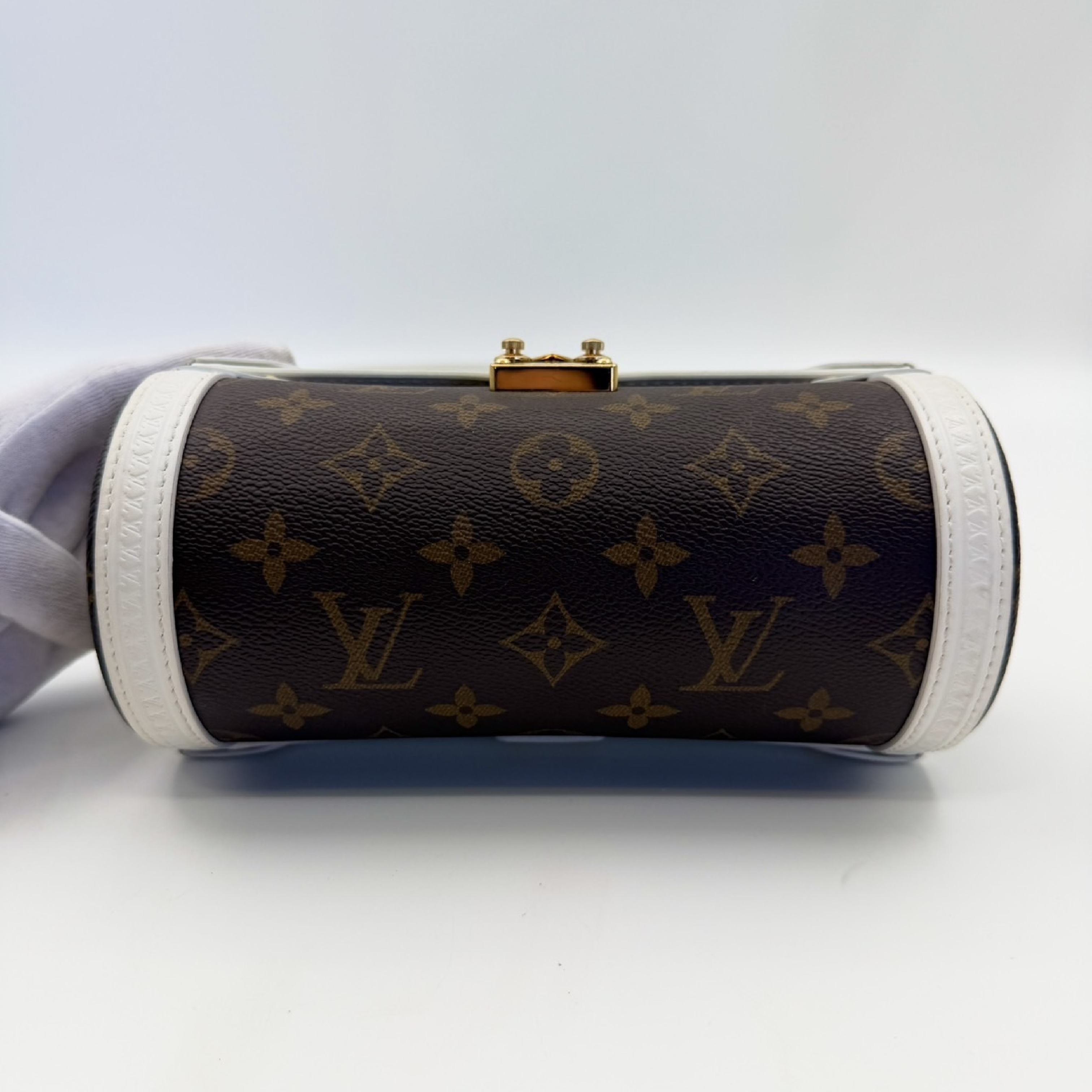 Papillon Trunk Shoulder Bag — view 3