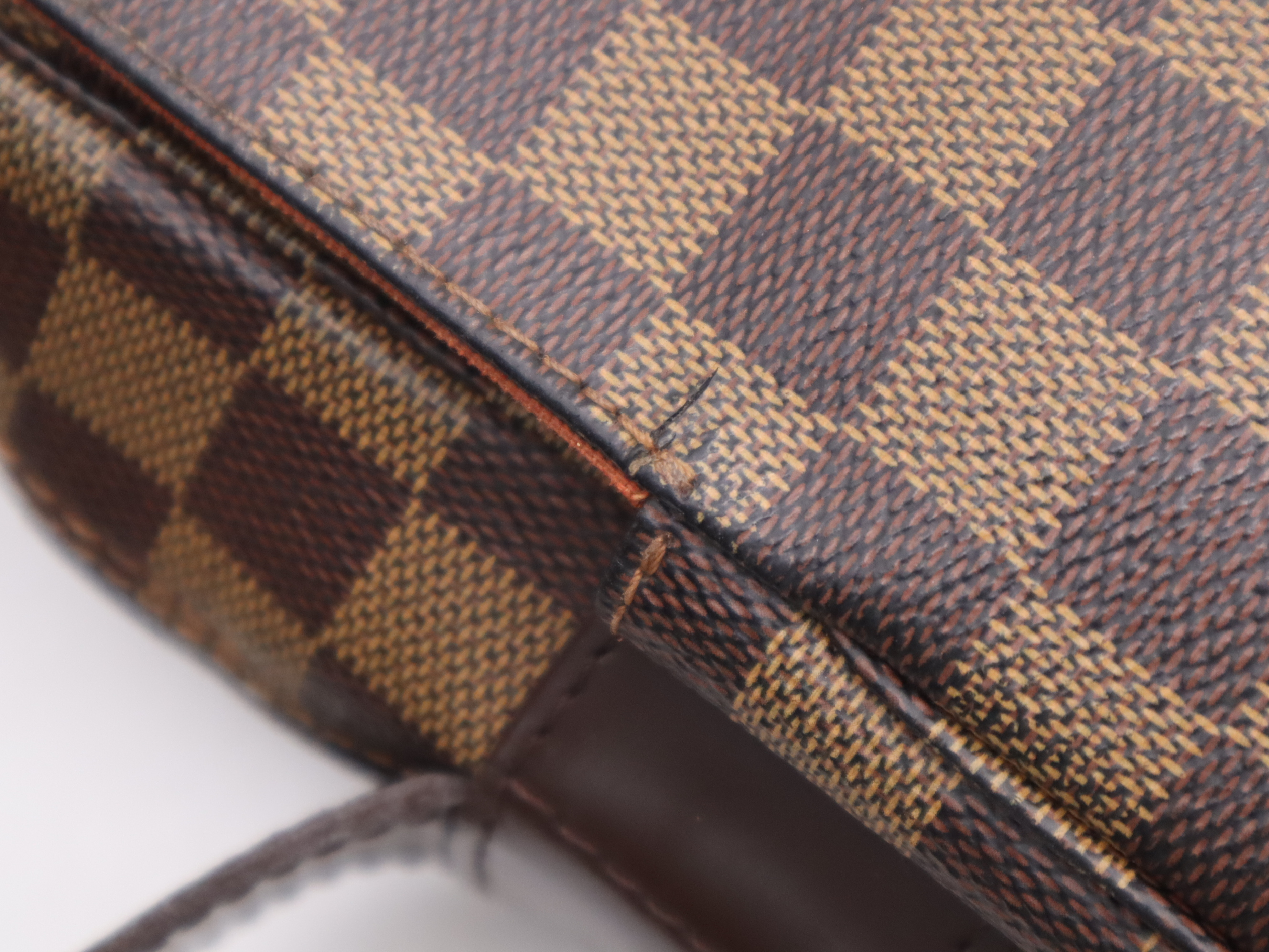 N45255 Damier Naviglio Shoulder Bag — view 10