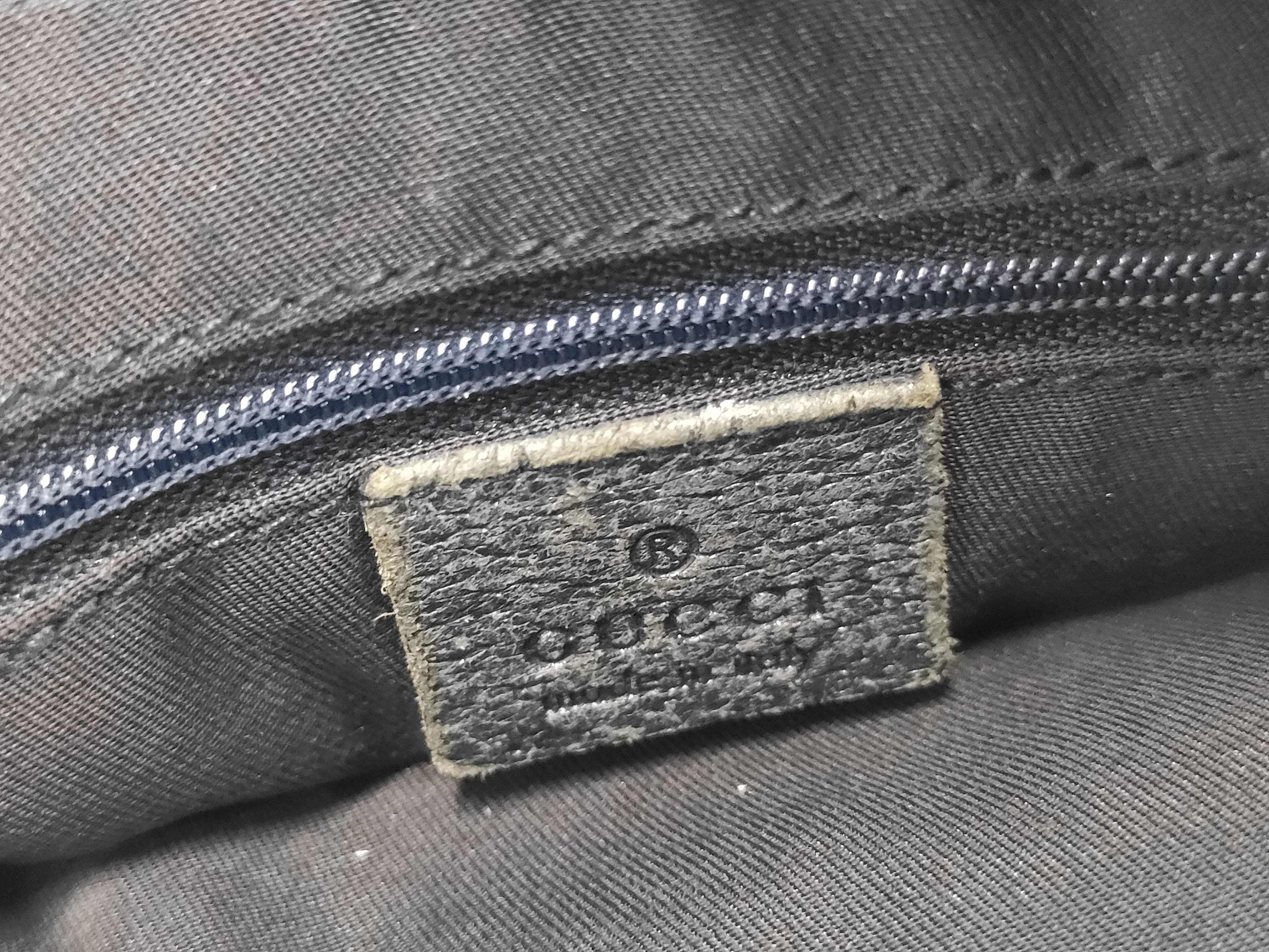 GG Canvas Shoulder Bag — view 12