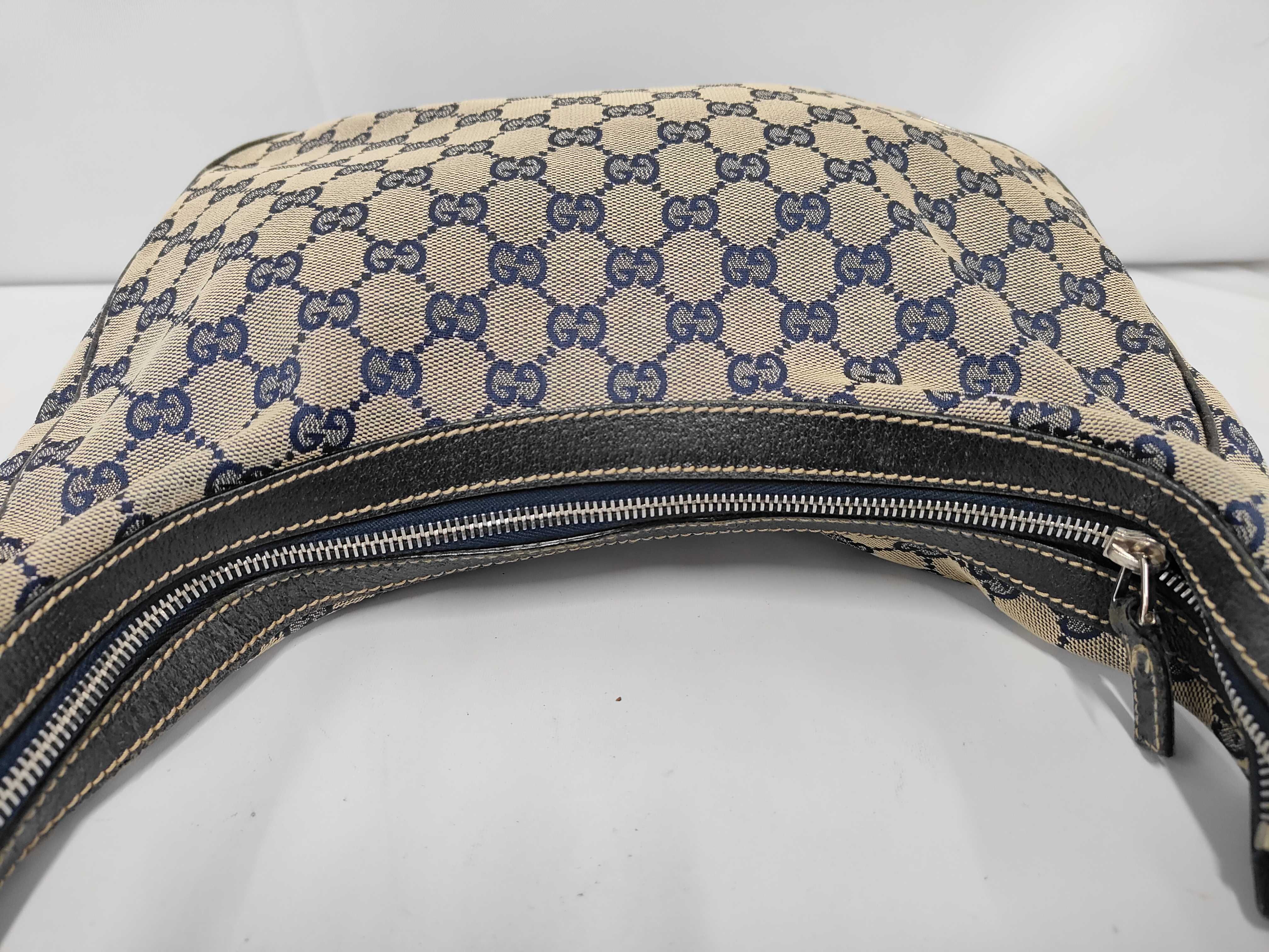 GG Canvas Shoulder Bag — view 8