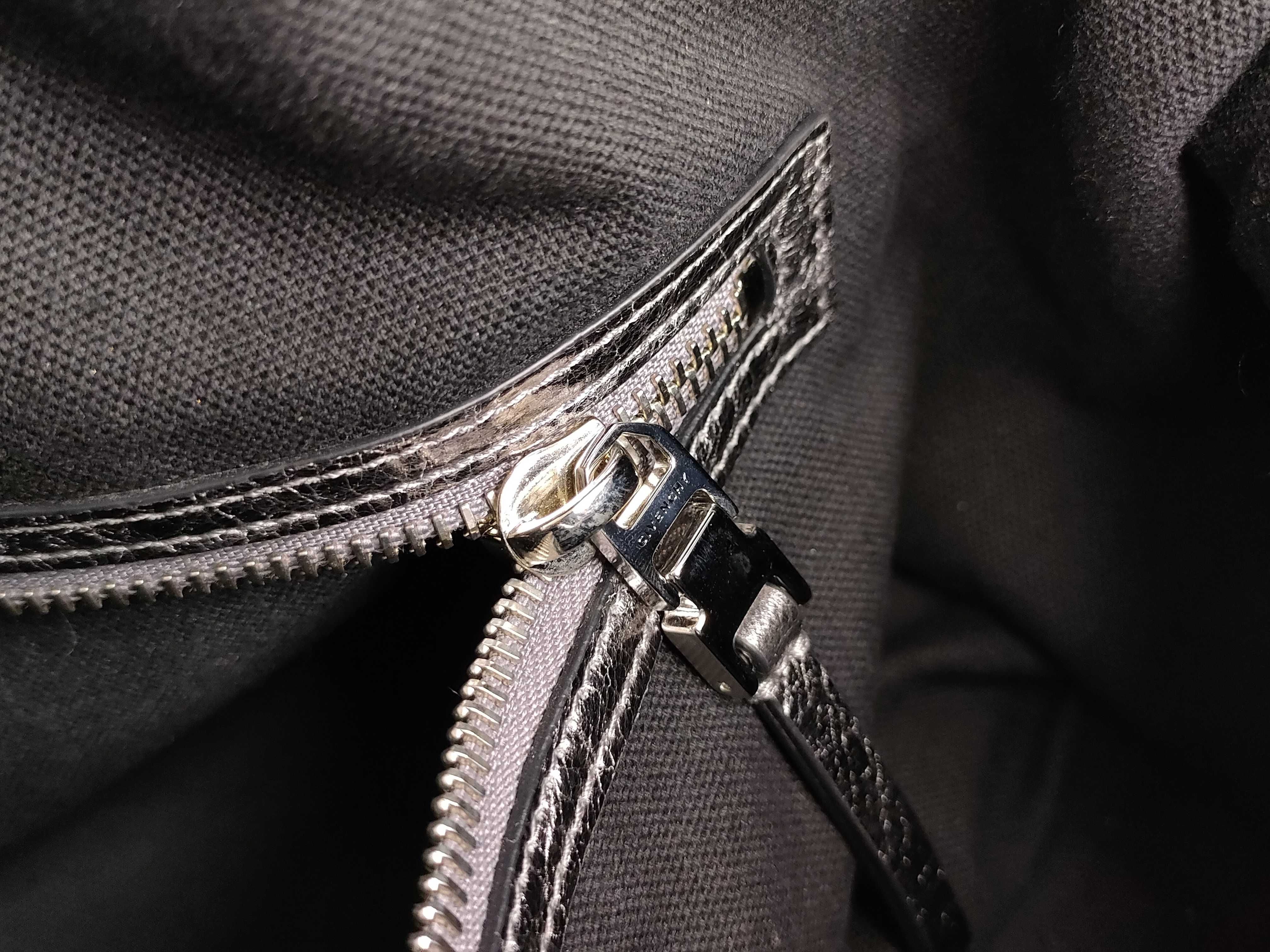 Voyeux Shoulder Bag — view 12