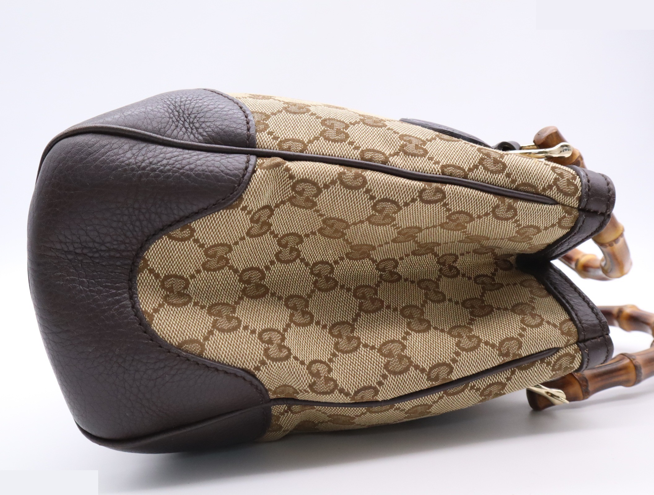 GG Canvas Bamboo Handbag, Beige — view 5