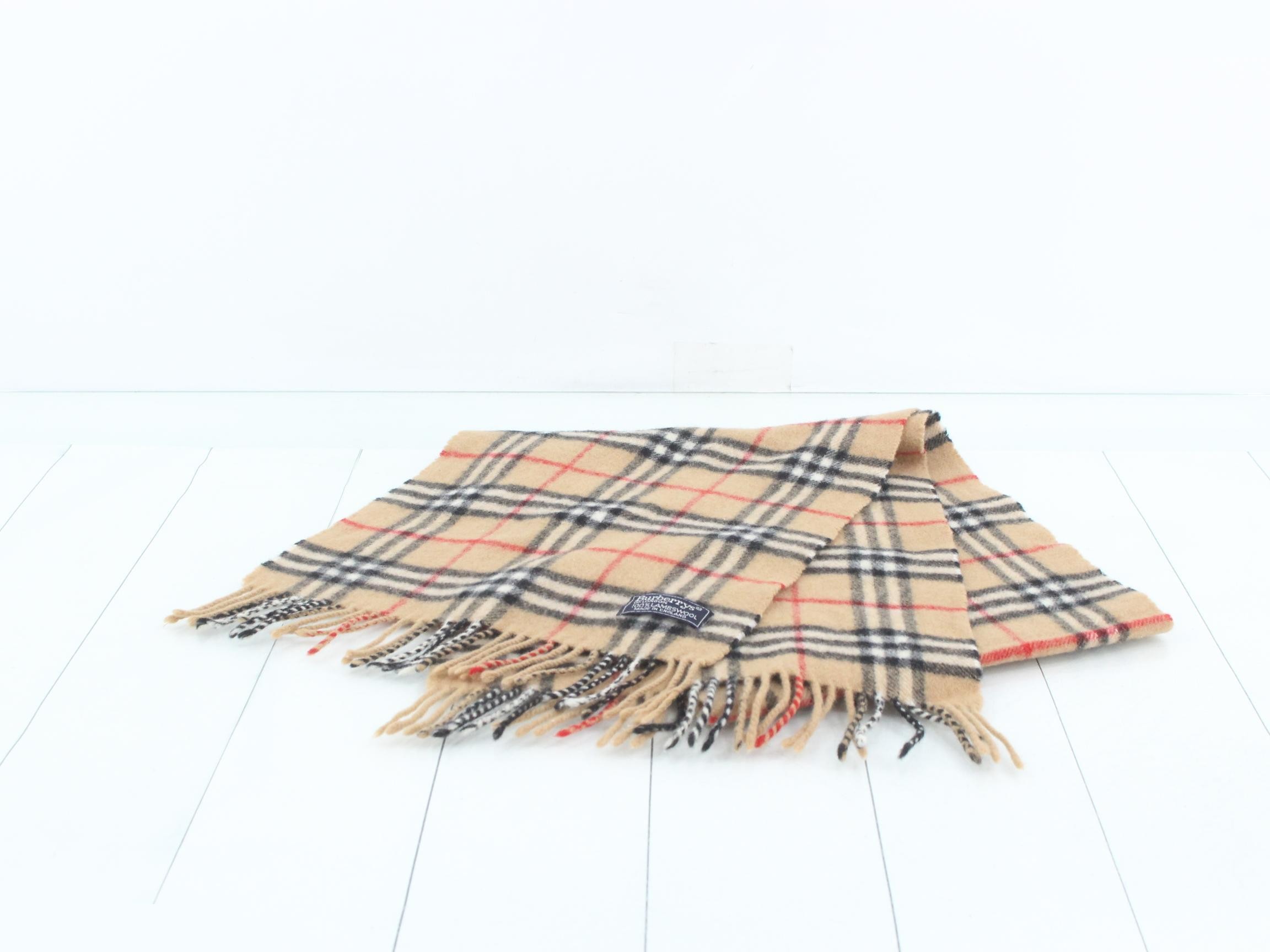 muffler — view 2
