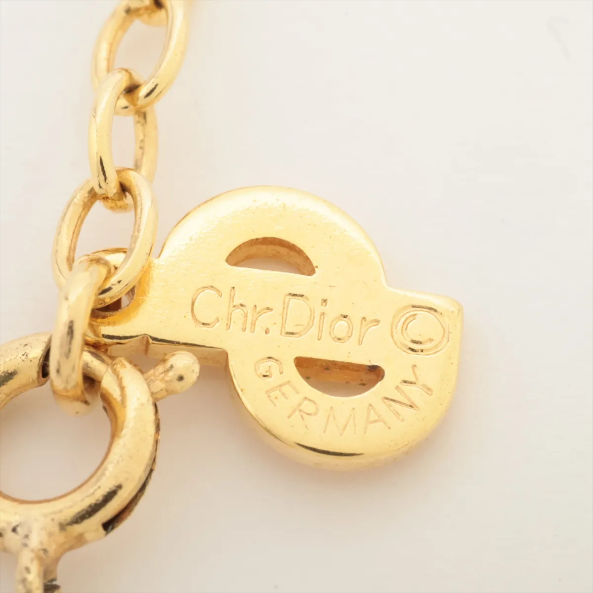 necklace, gold plated with rhinestones, shows signs of wear, tarnishing, — view 4