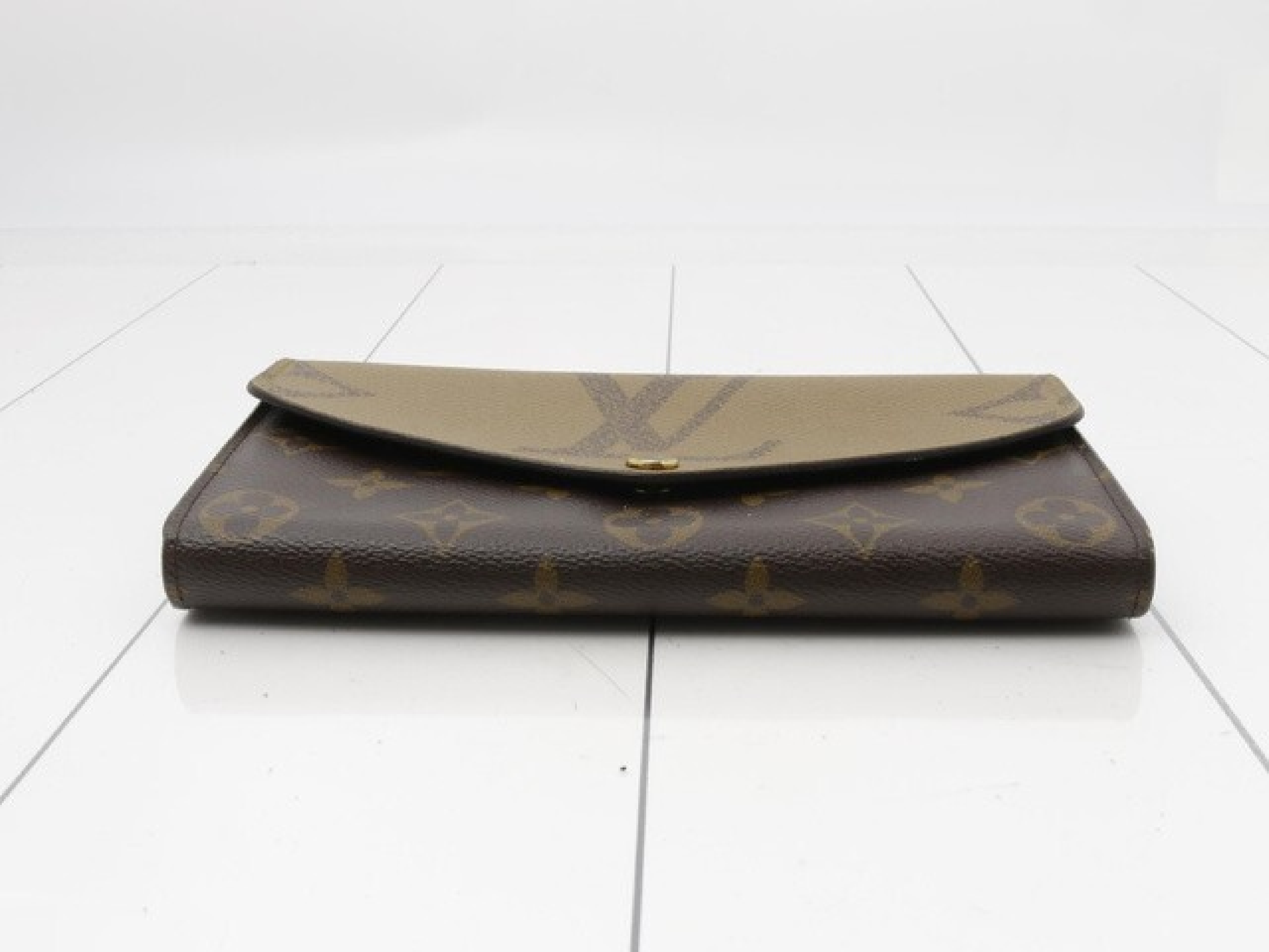 Portefeuille Sarah Monogram Giant Reverse M80726 Bag — view 3