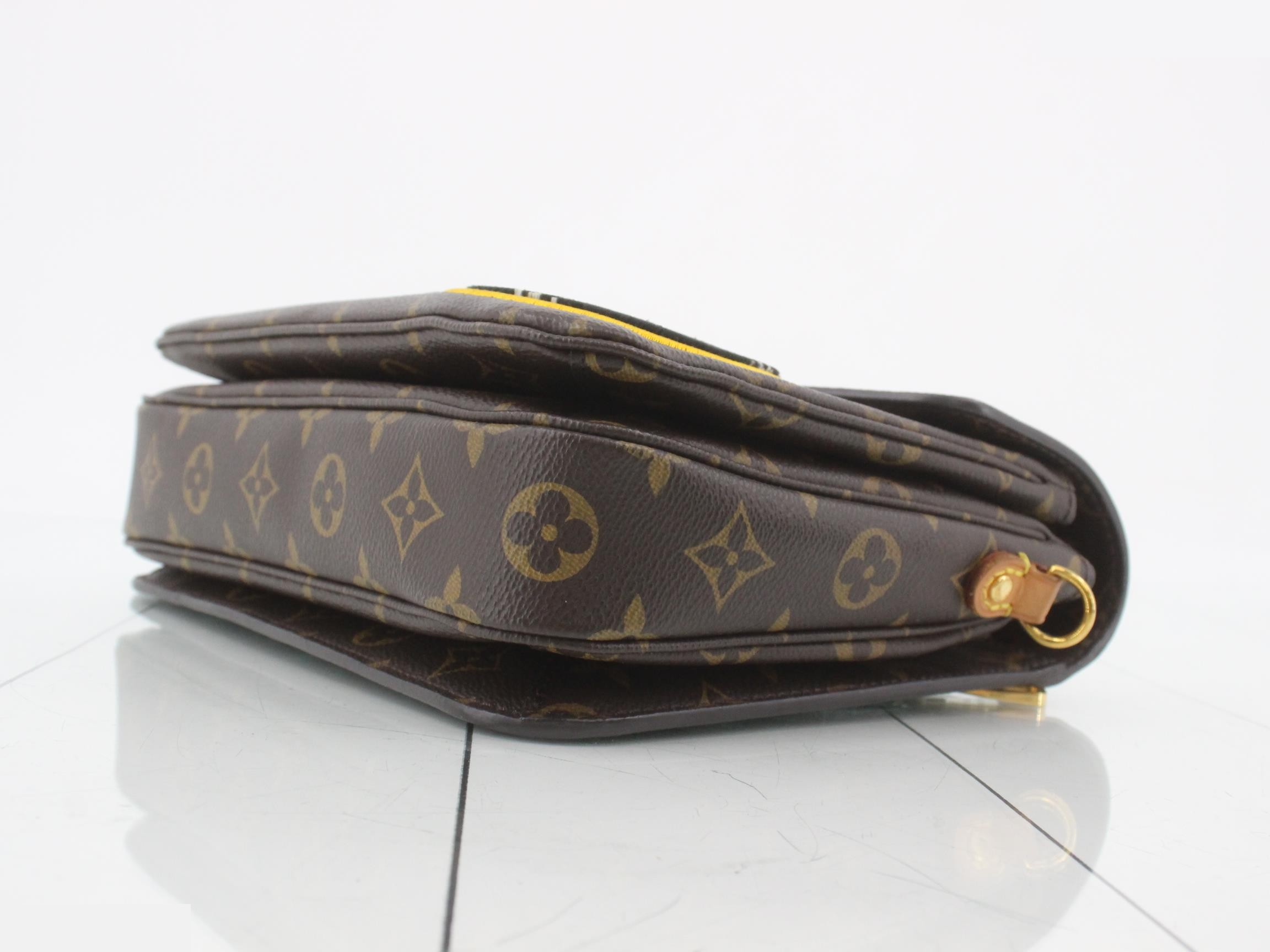 Pochette Metis MM Patches 2-Way Hand — view 6