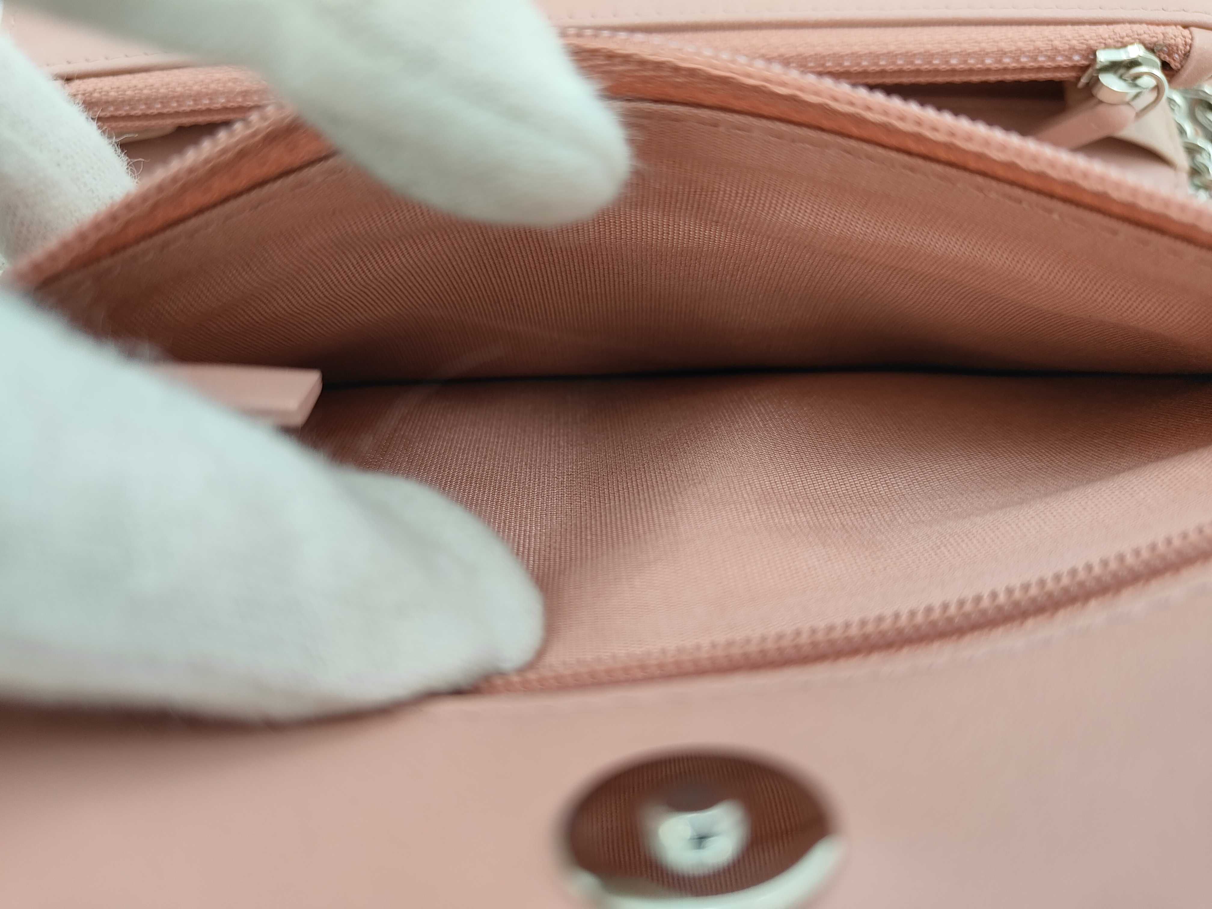 Patent Gradient Chain Wallet Shoulder Bag — view 11