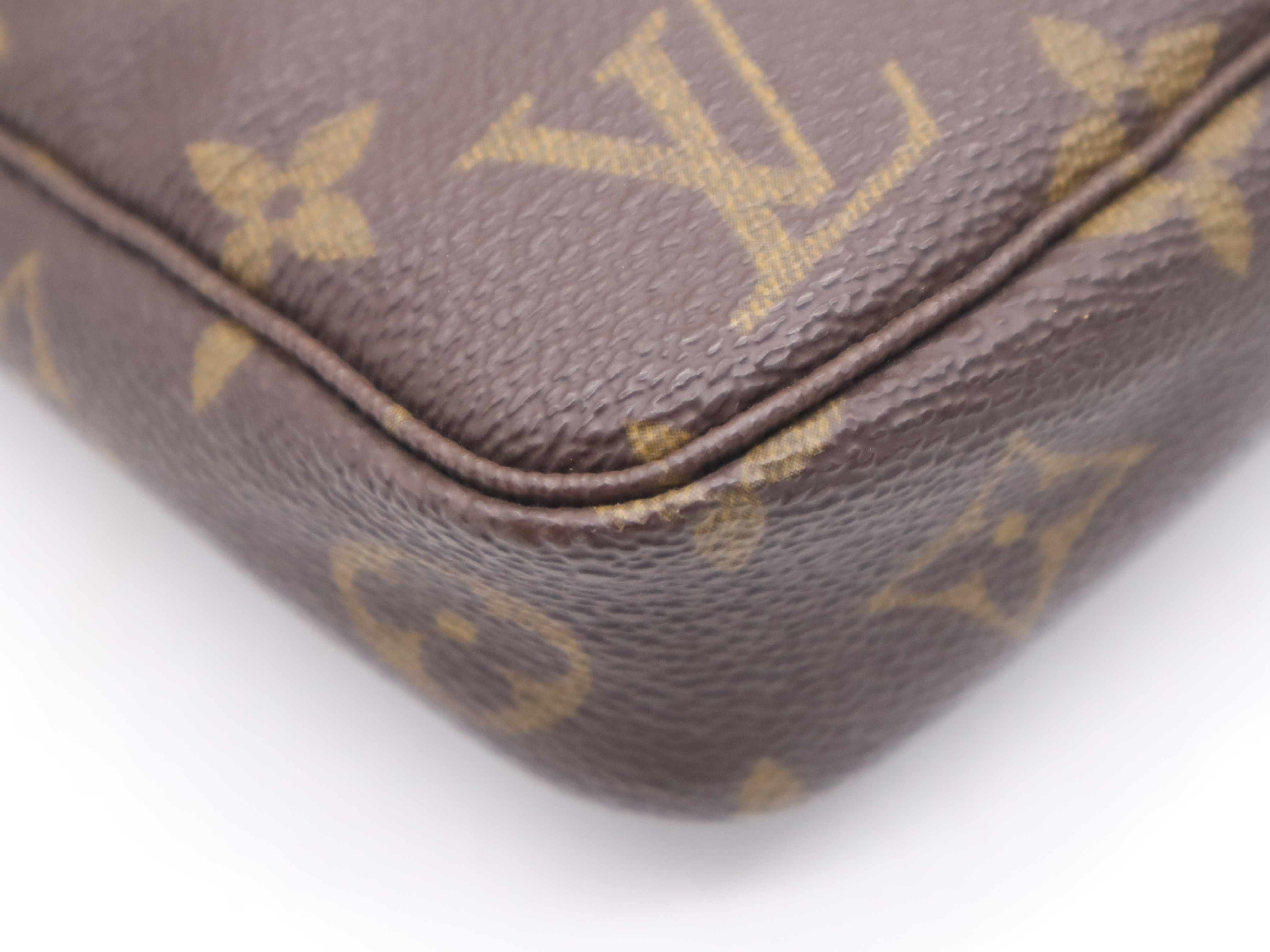 M51980 Monogram Pochette Accessoires Pouch — view 11