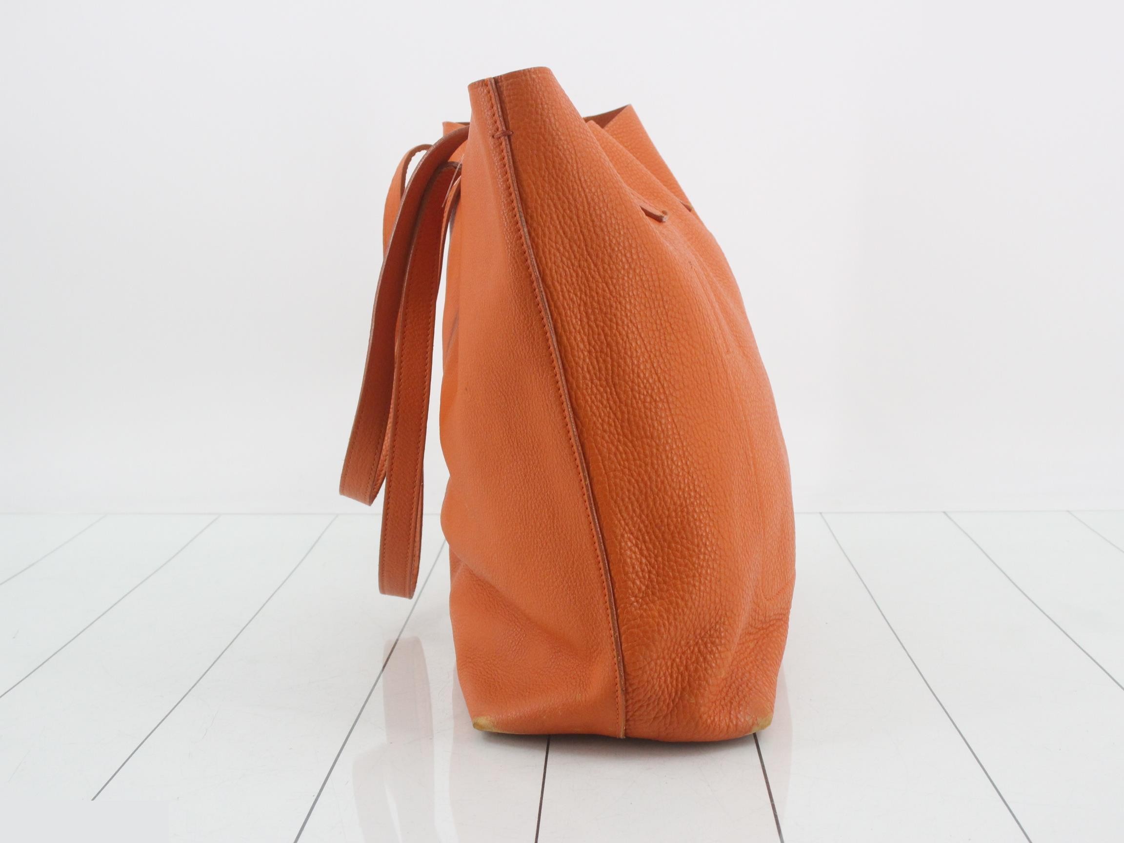 Leather triangular plate tote bag, orange — view 3