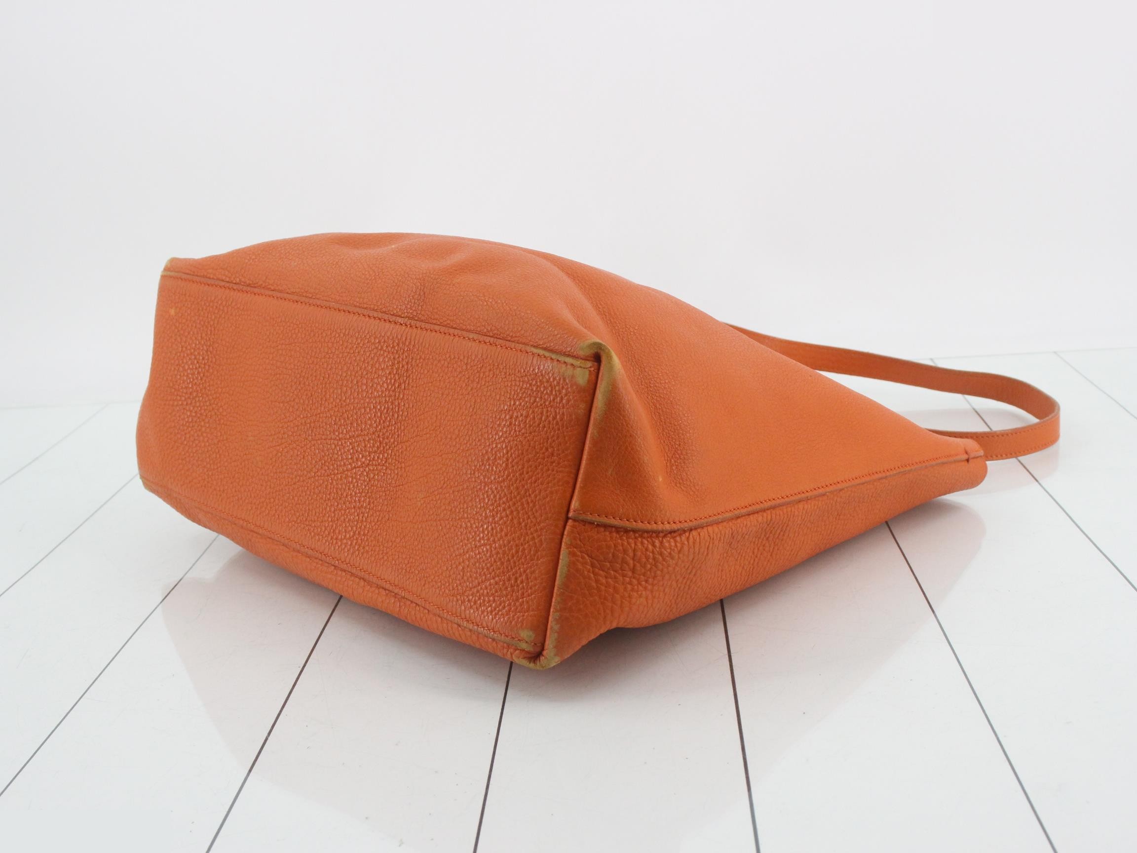 Leather triangular plate tote bag, orange — view 6
