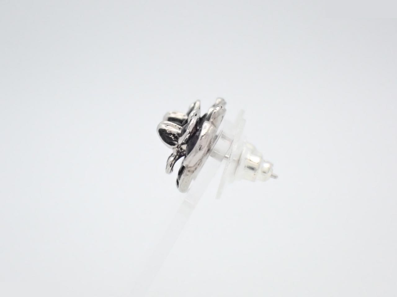 08P Piercing — view 3