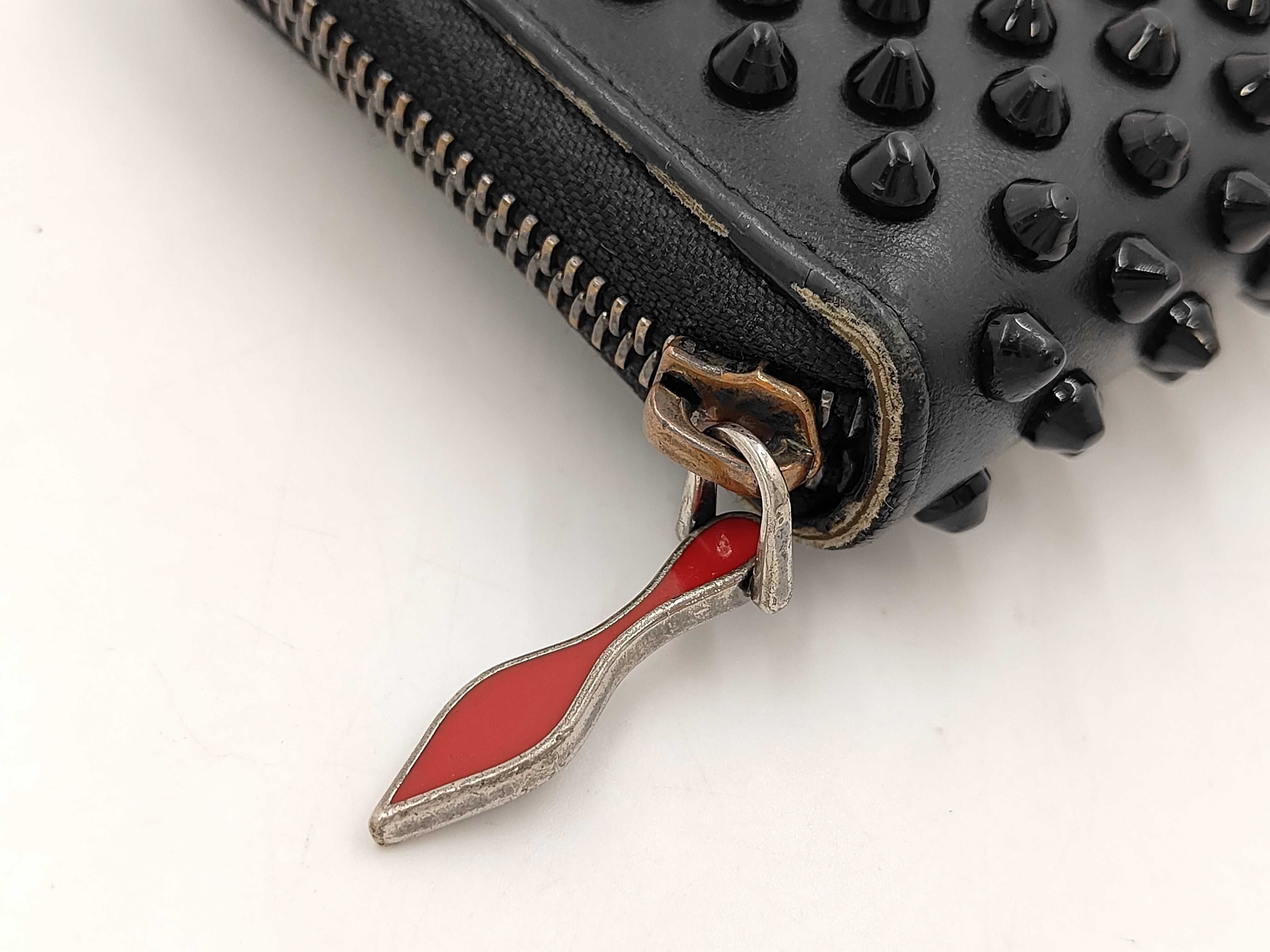 wallet — view 3