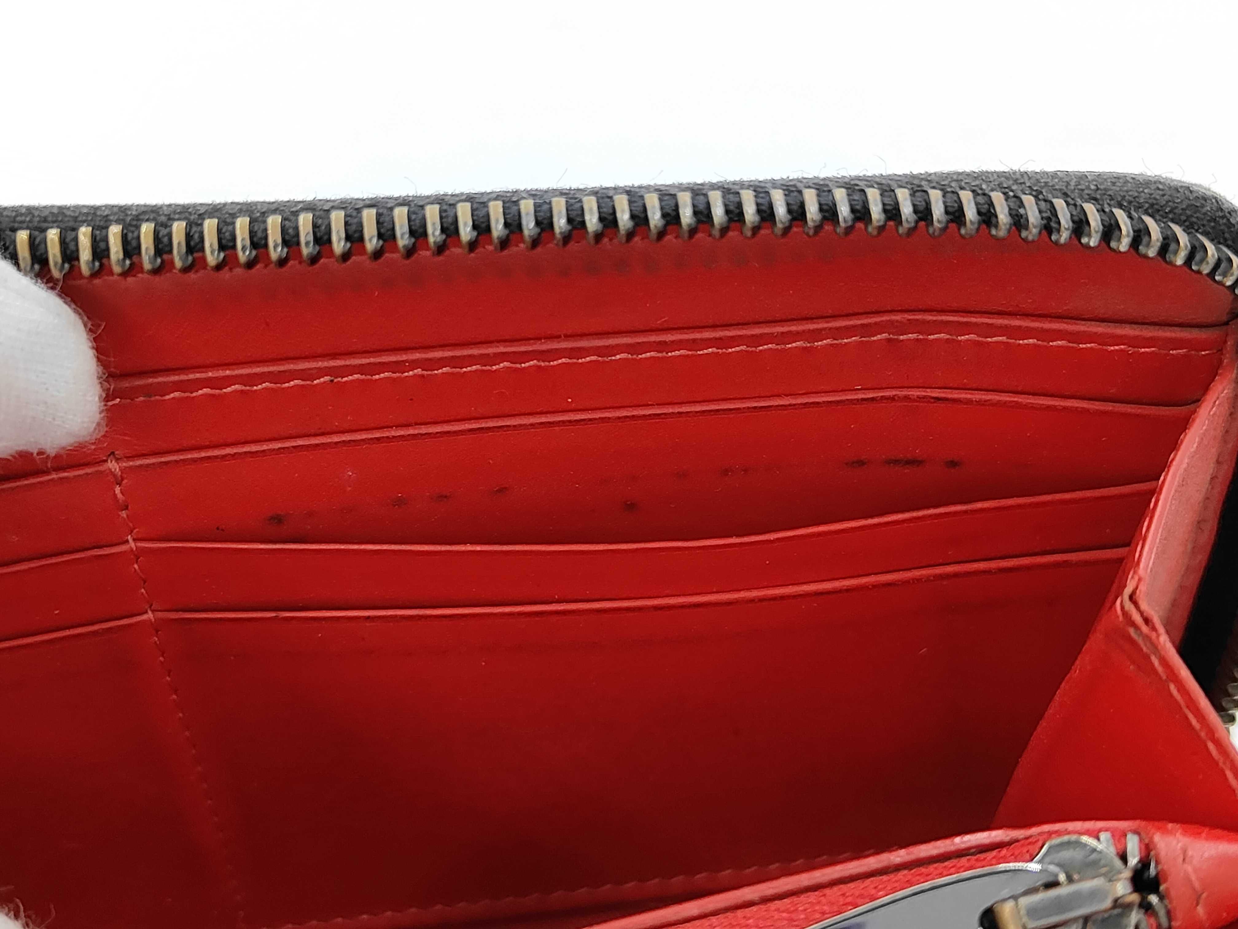 wallet — view 9