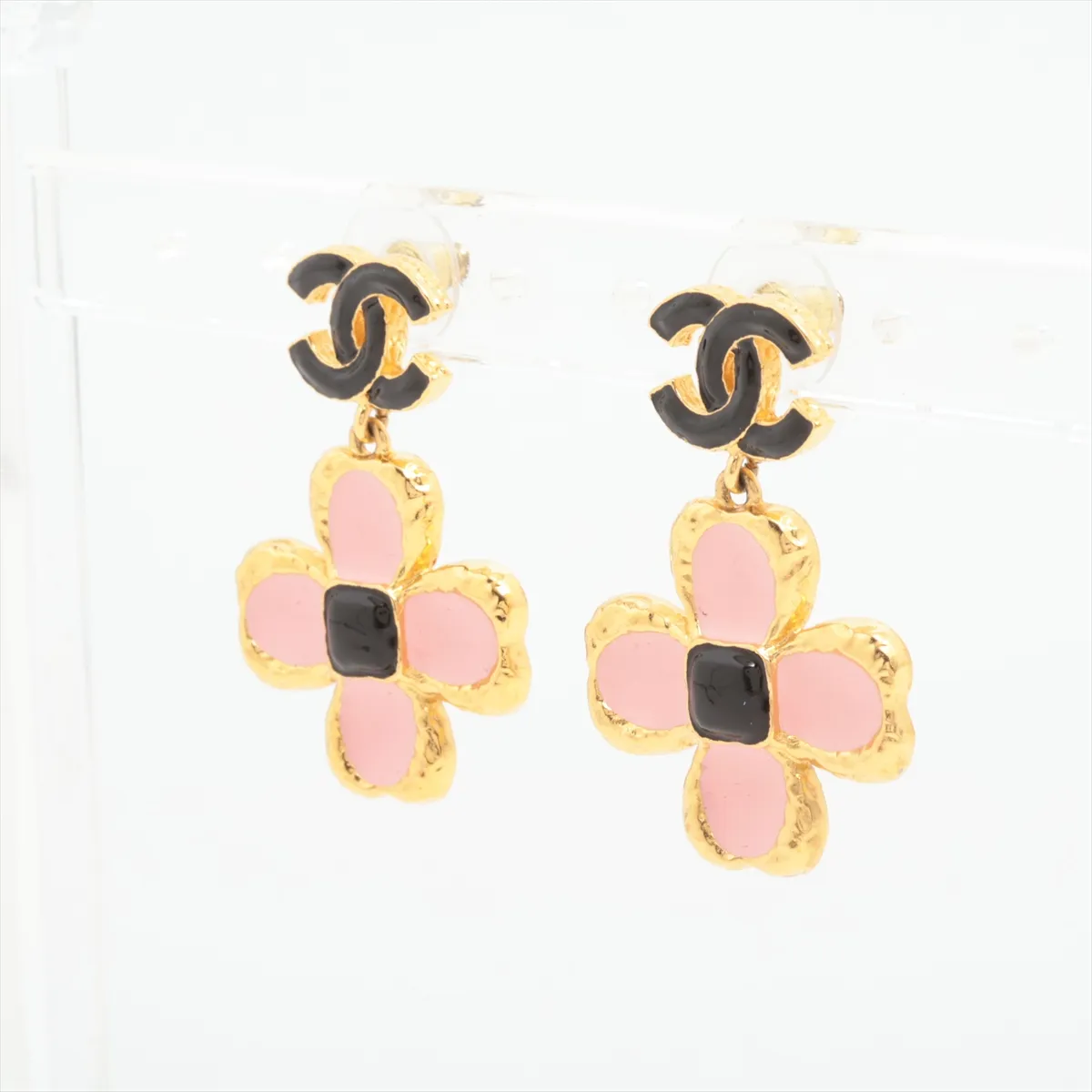 Coco Mark Clover L23K Earrings (Pair) GP Gold x Black x Pink. — view 3