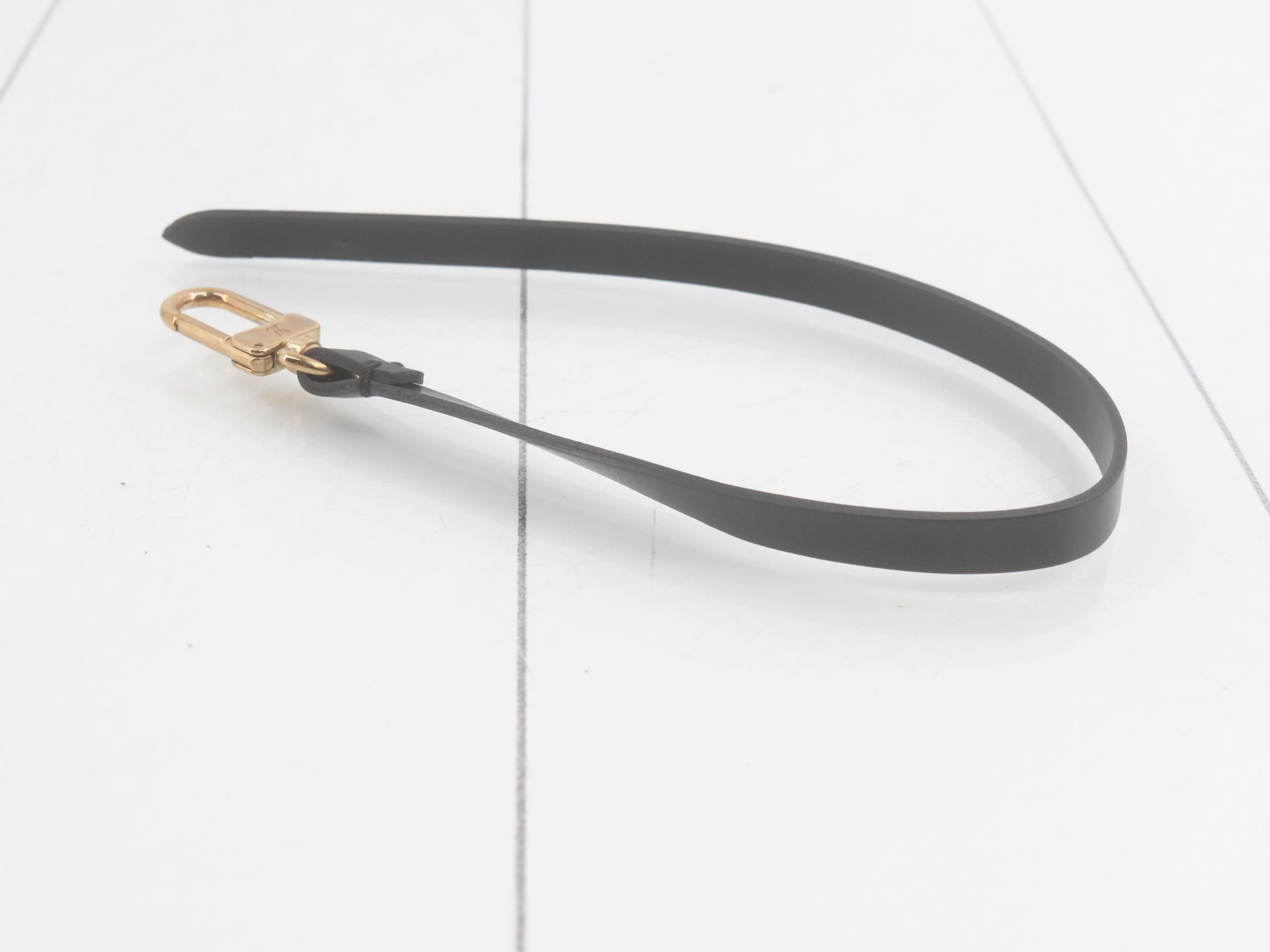 Epi Pochette Accessoires Noir Accessory Pouch — view 5