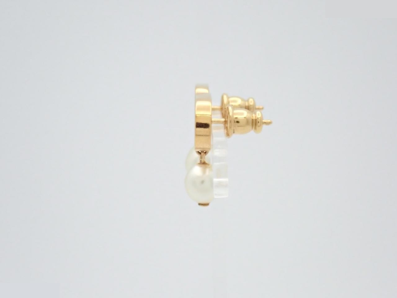 Gold earrings — view 3