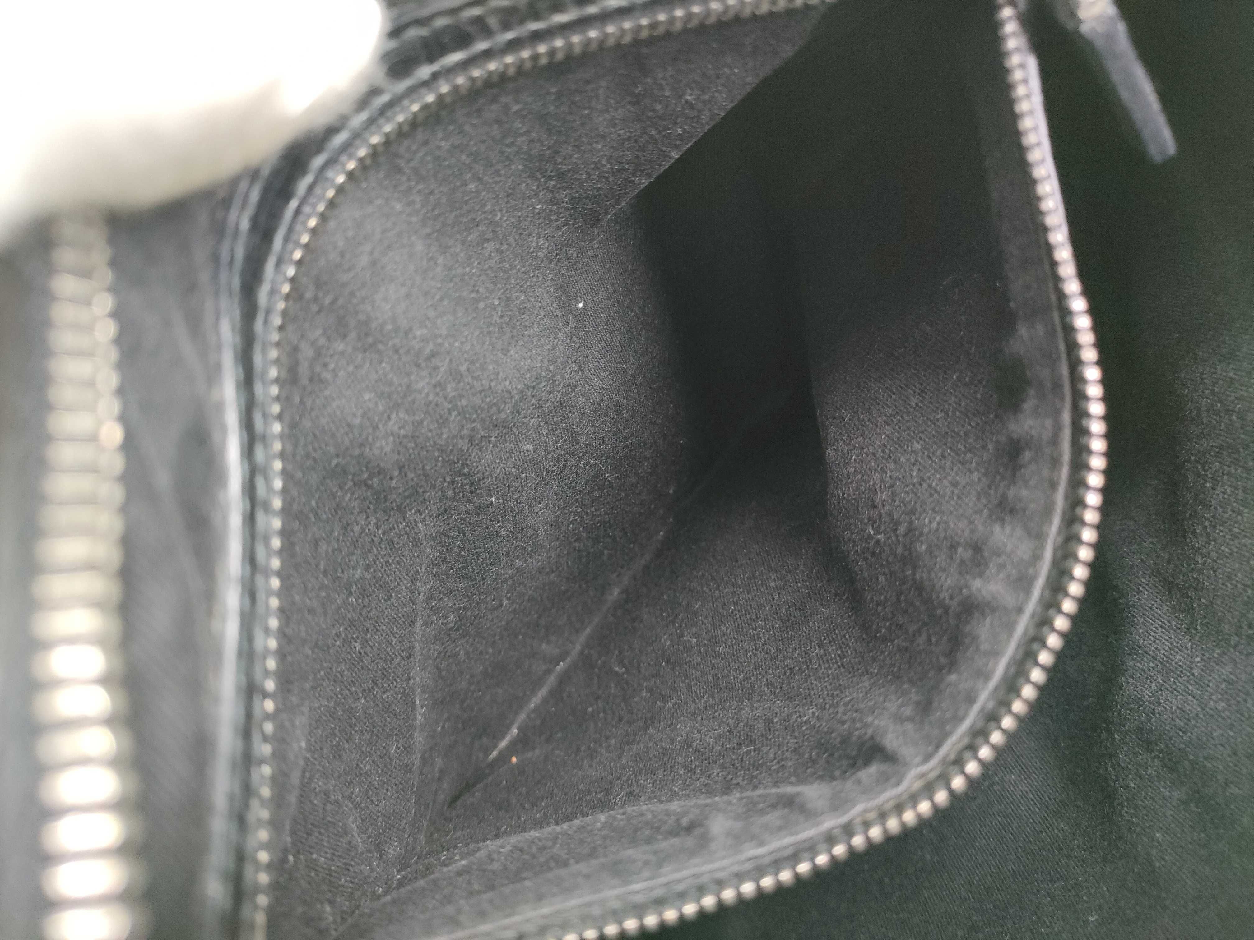 GG Canvas Horsebit Hobo One-Shoulder Bag — view 10