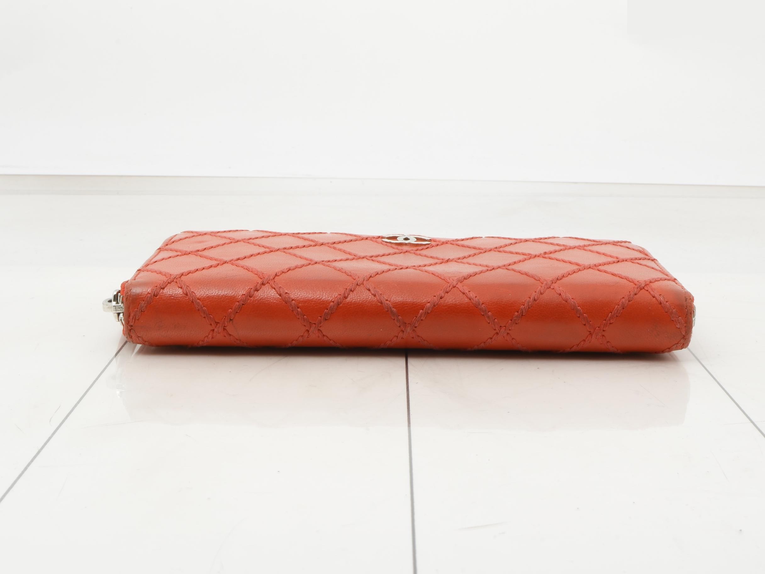 Round Zip Wallet — view 3