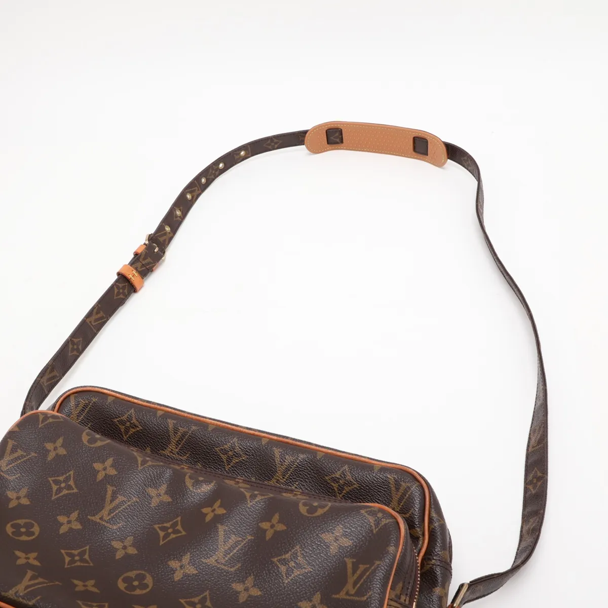 Monogram Nile M45244 AR0032 Brown — view 5