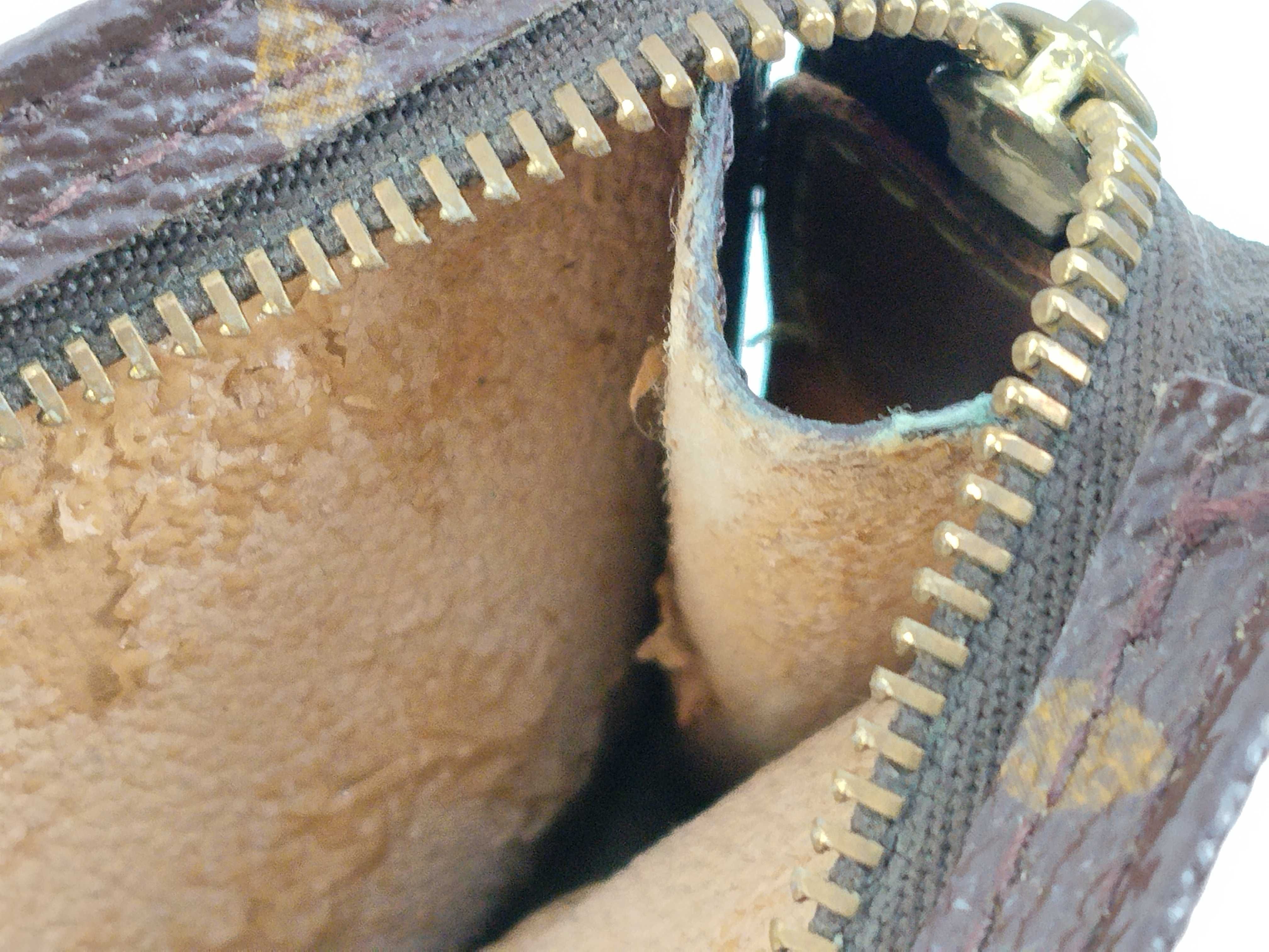 Monogram Bucket Pouch Only Pouch — view 10