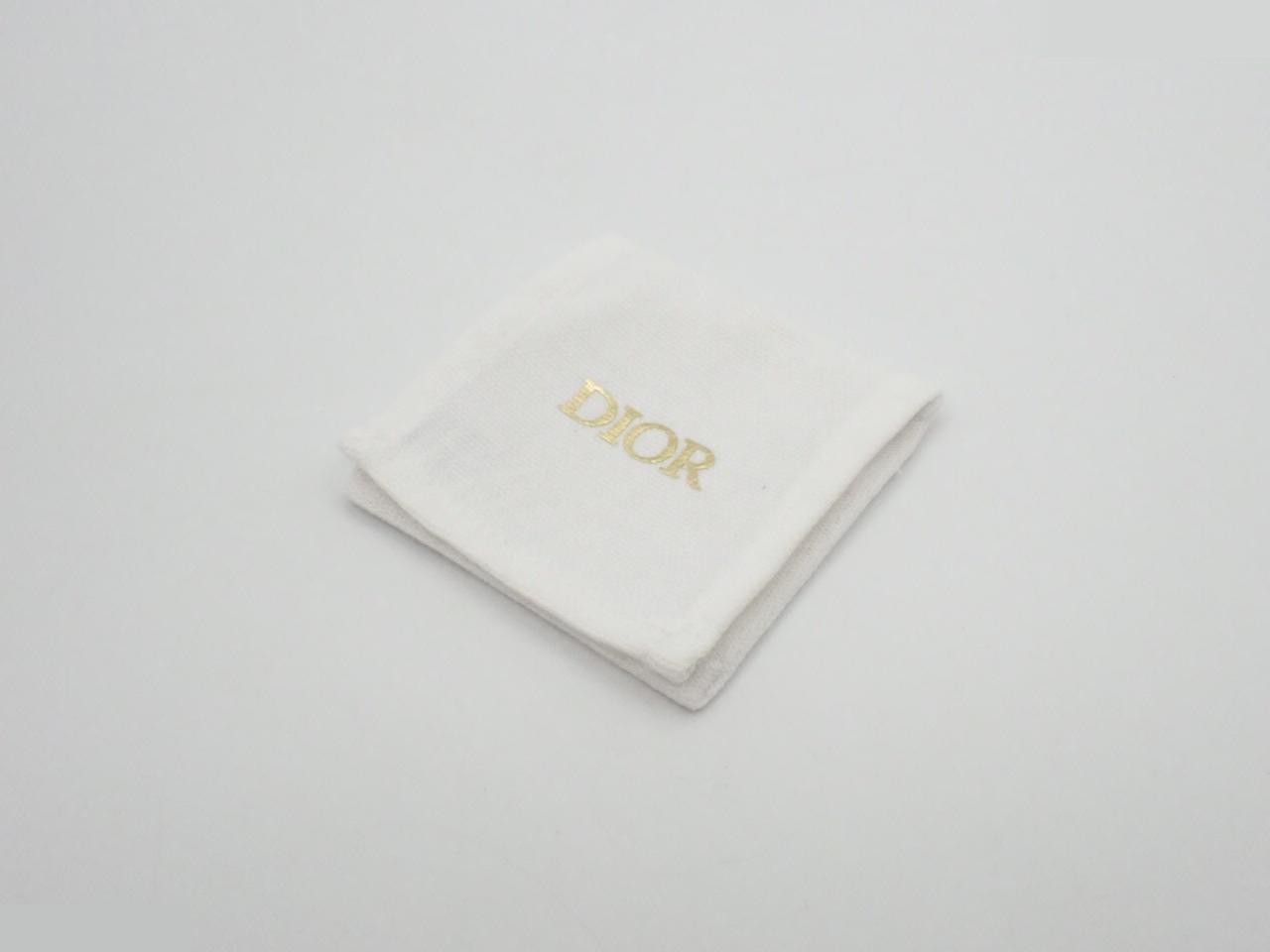 Gold earrings — view 4