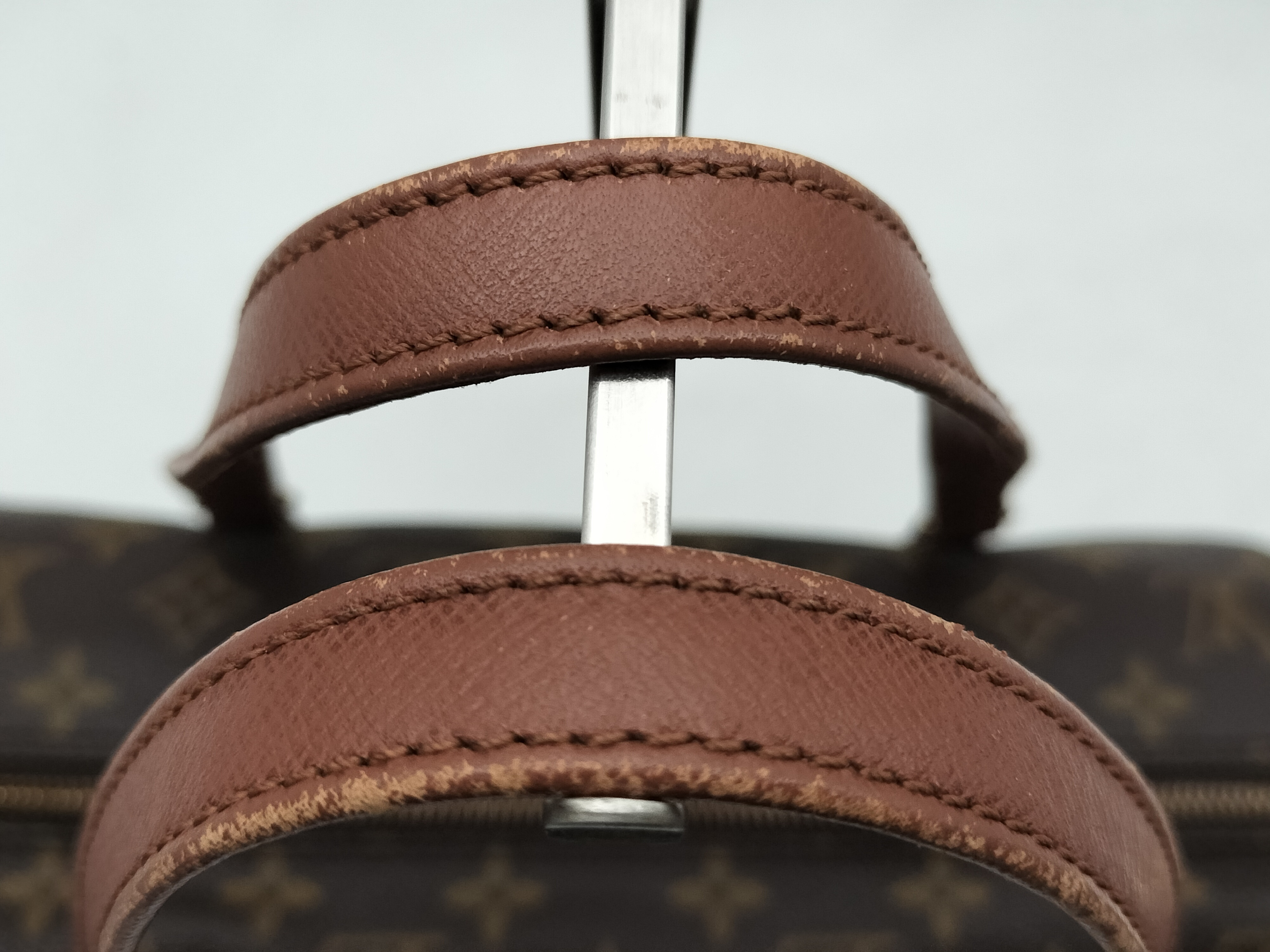 Monogram Papillon 30 M51365 Handbag with Pouch — view 9
