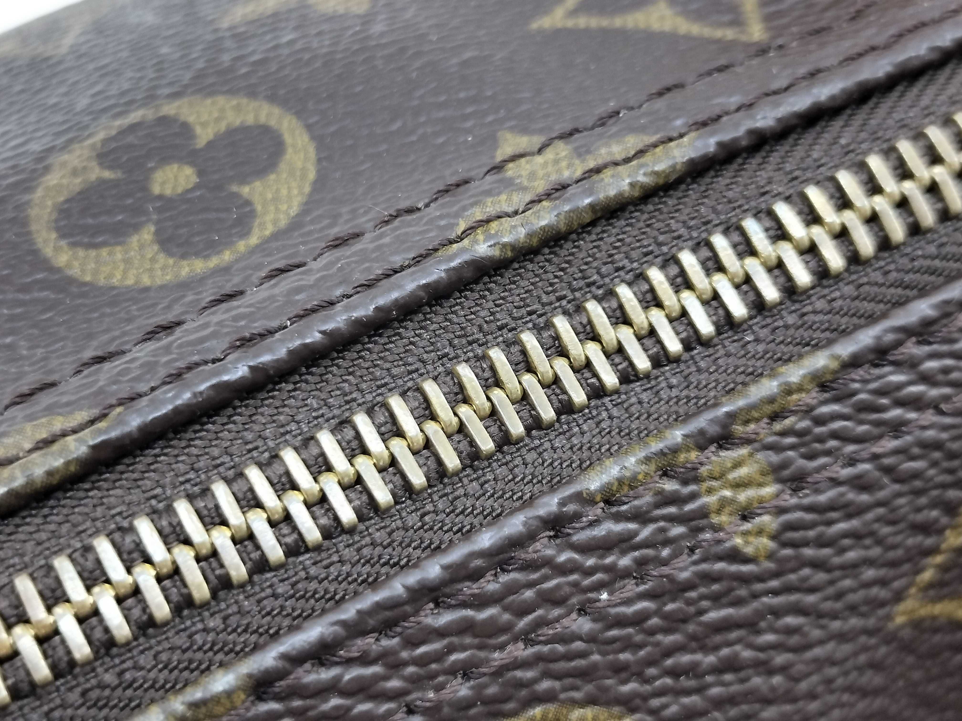Monogram Louis Vuitton Speedy 30 Handbag — view 11