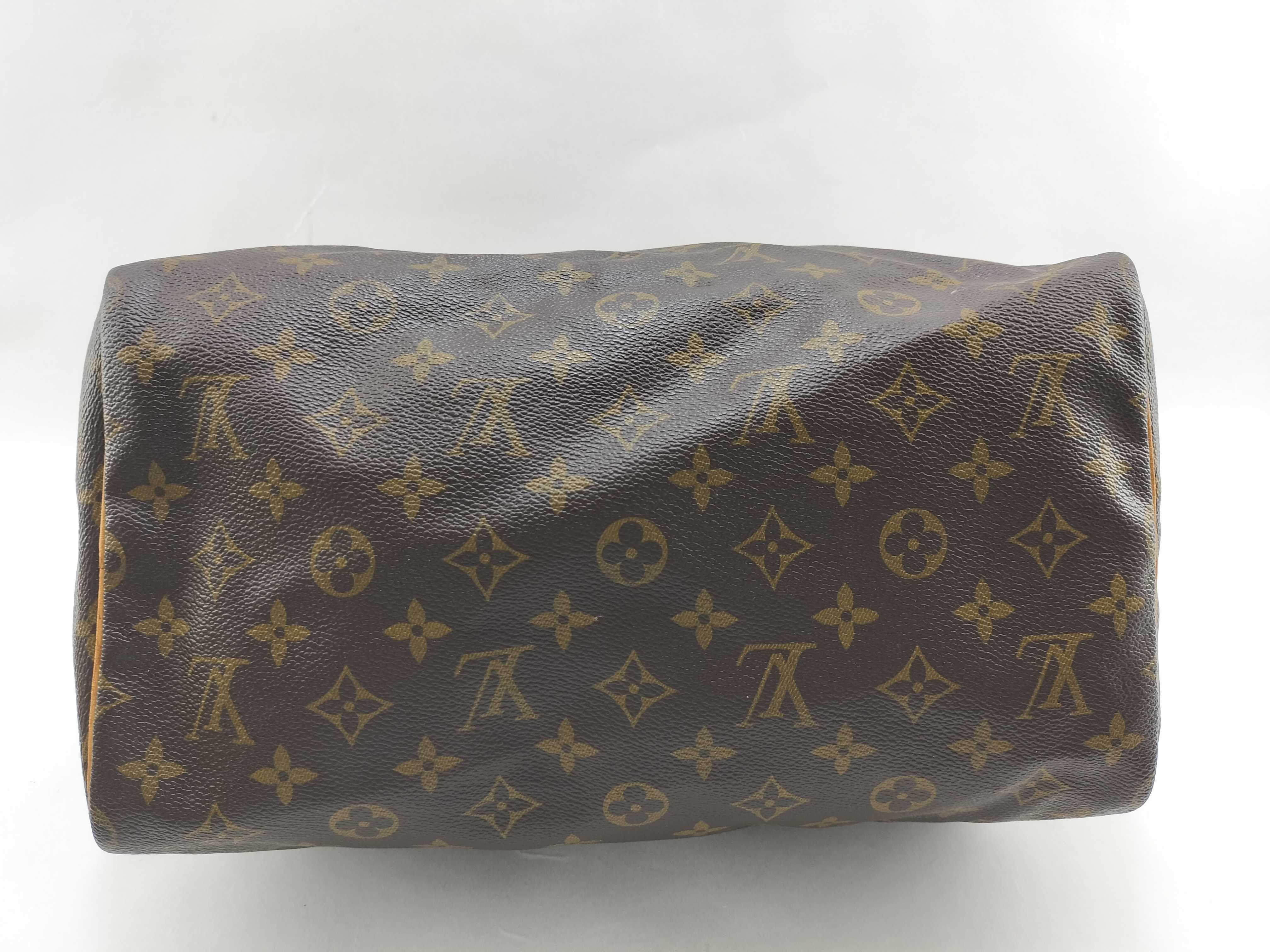 Monogram Louis Vuitton Speedy 30 Handbag — view 8
