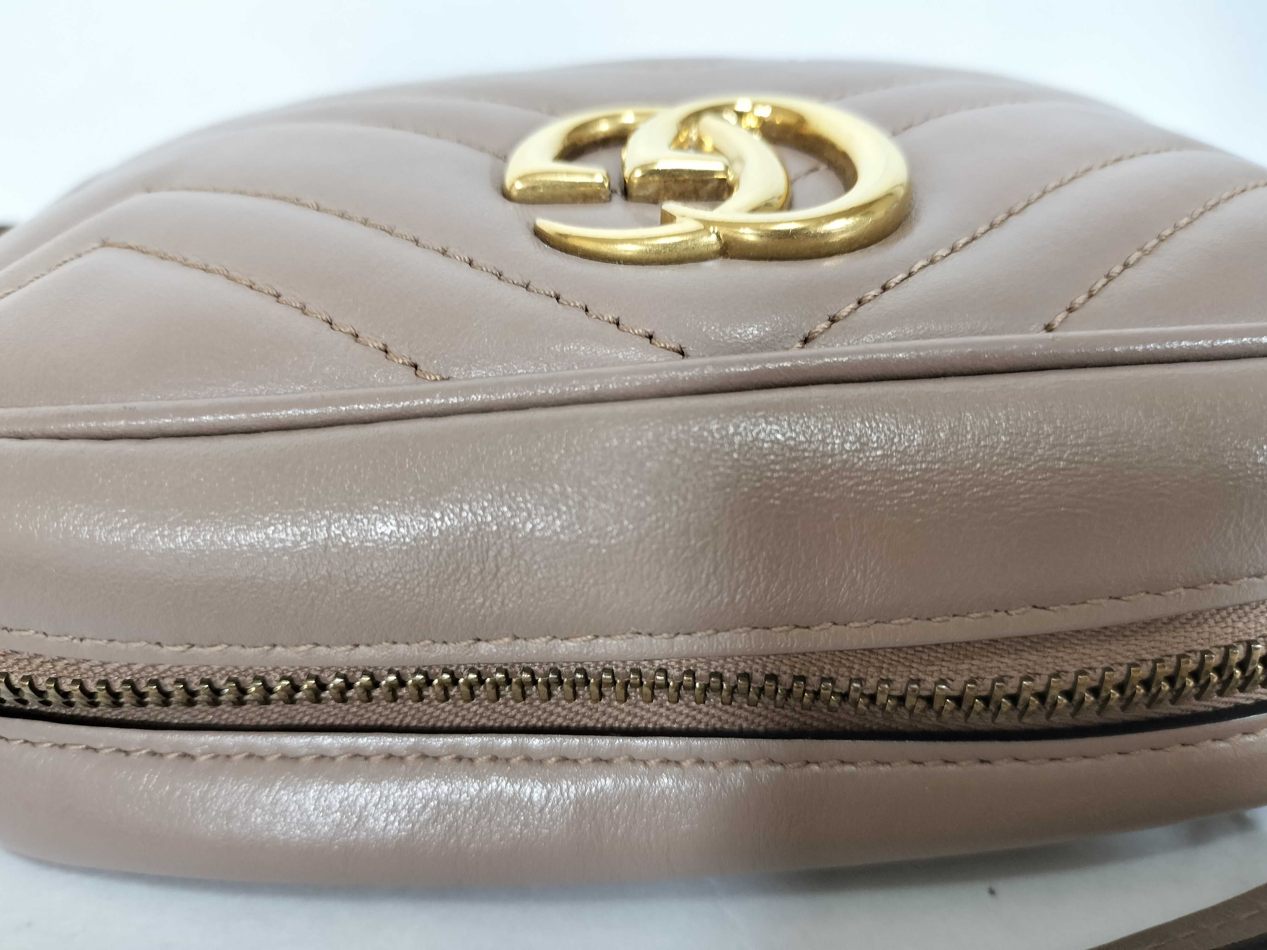 Matelasse Leather Camera Bag Shoulder Bag — view 9