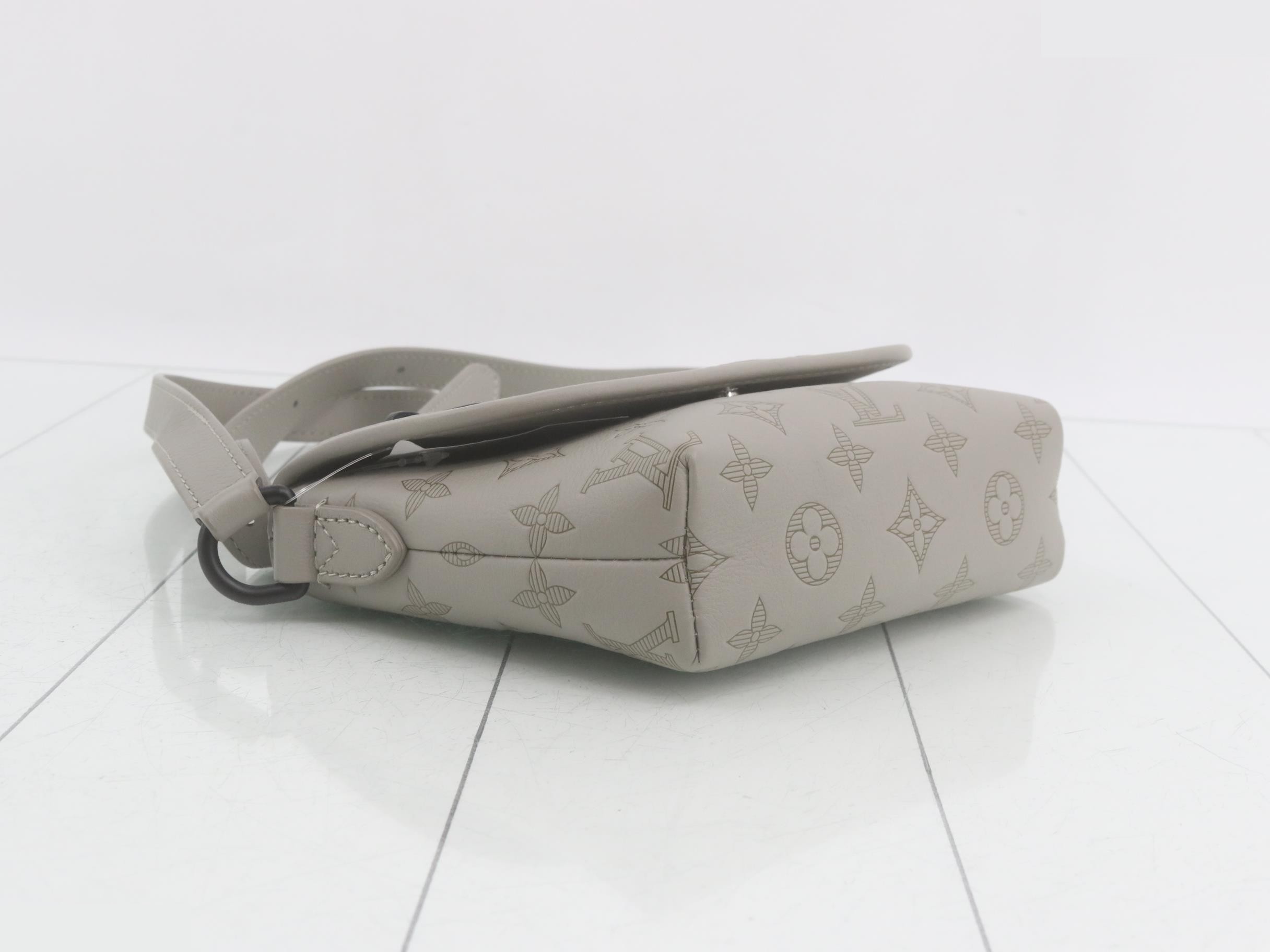 Monogram Shadow Pulse Wearable Wallet Shoulder Bag — view 5