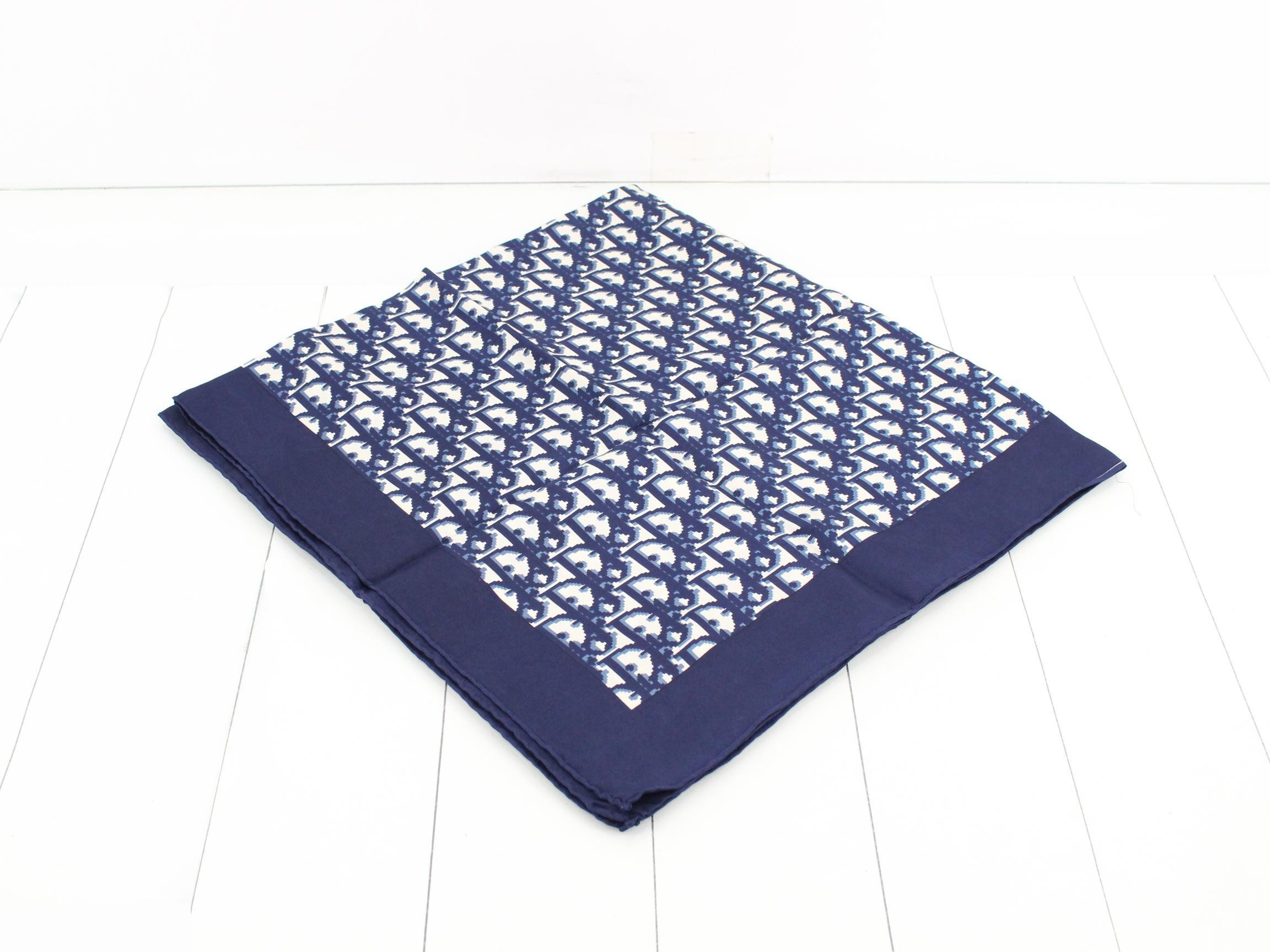 Trotter Scarf, Navy — view 2