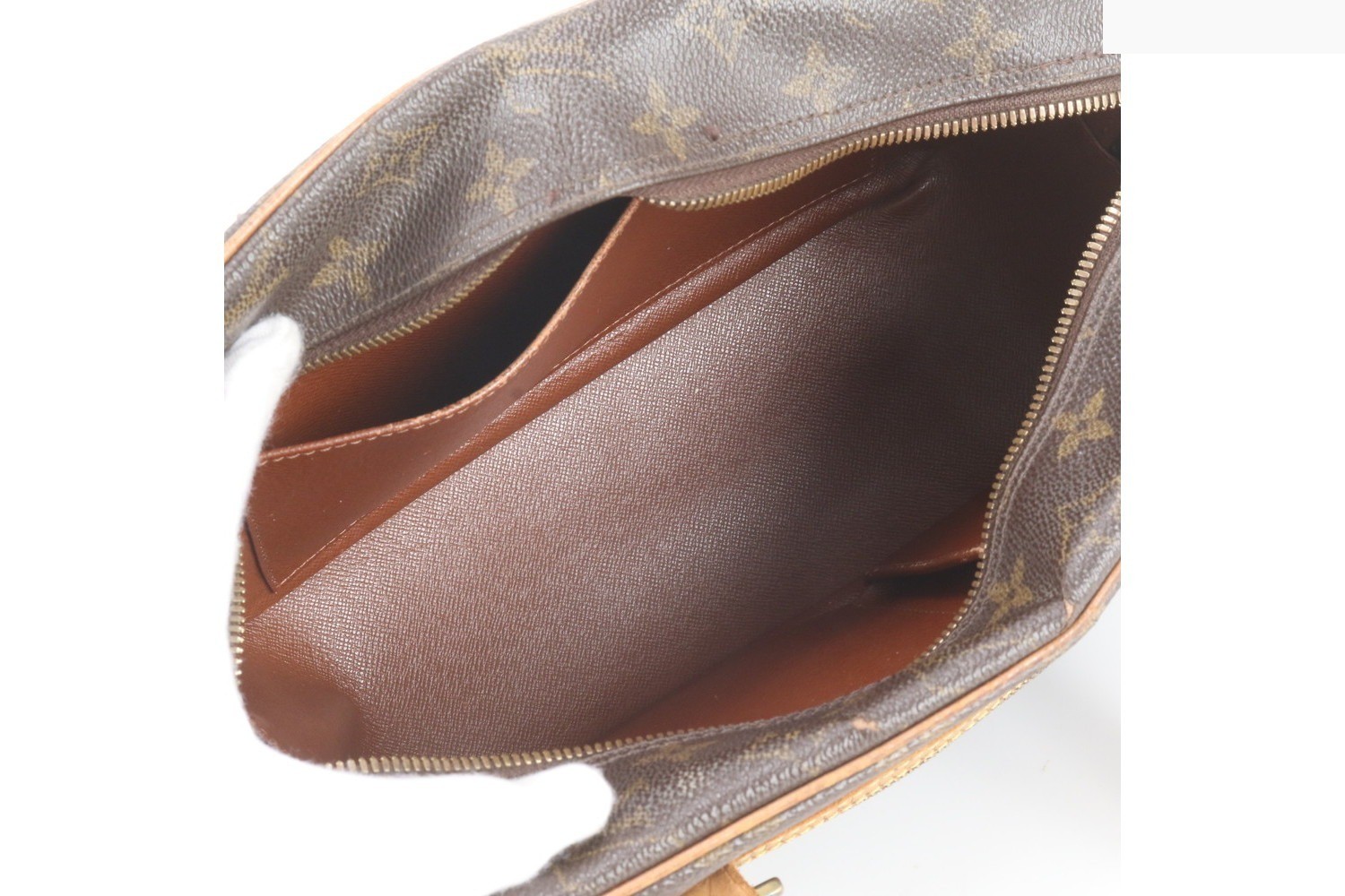 Monogram Cite MM M51182 Leather Tote Bag — view 7