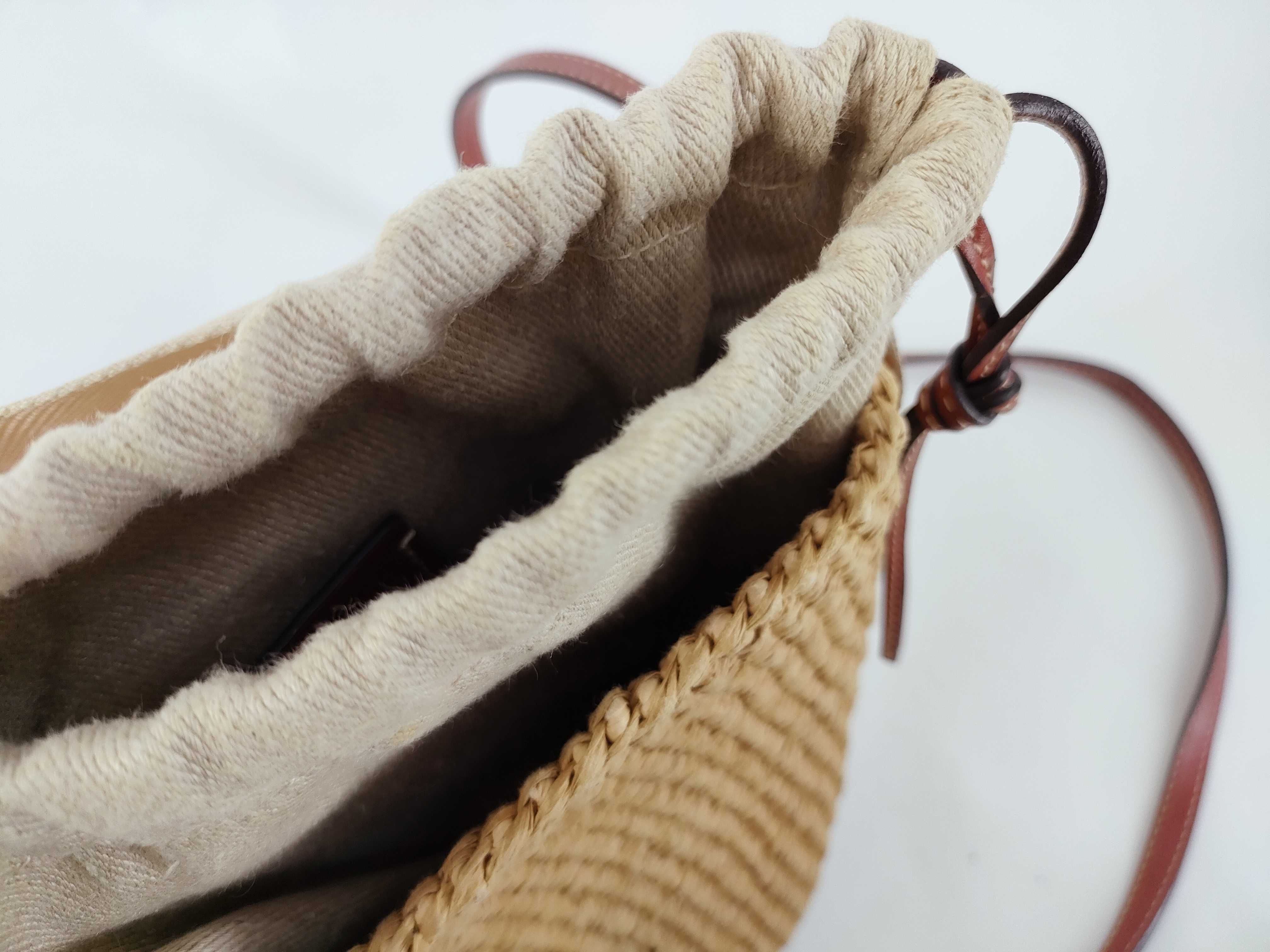 Woody Small Raffia x Leather 2-Way Shoulder Bag, Beige Handbag — view 12