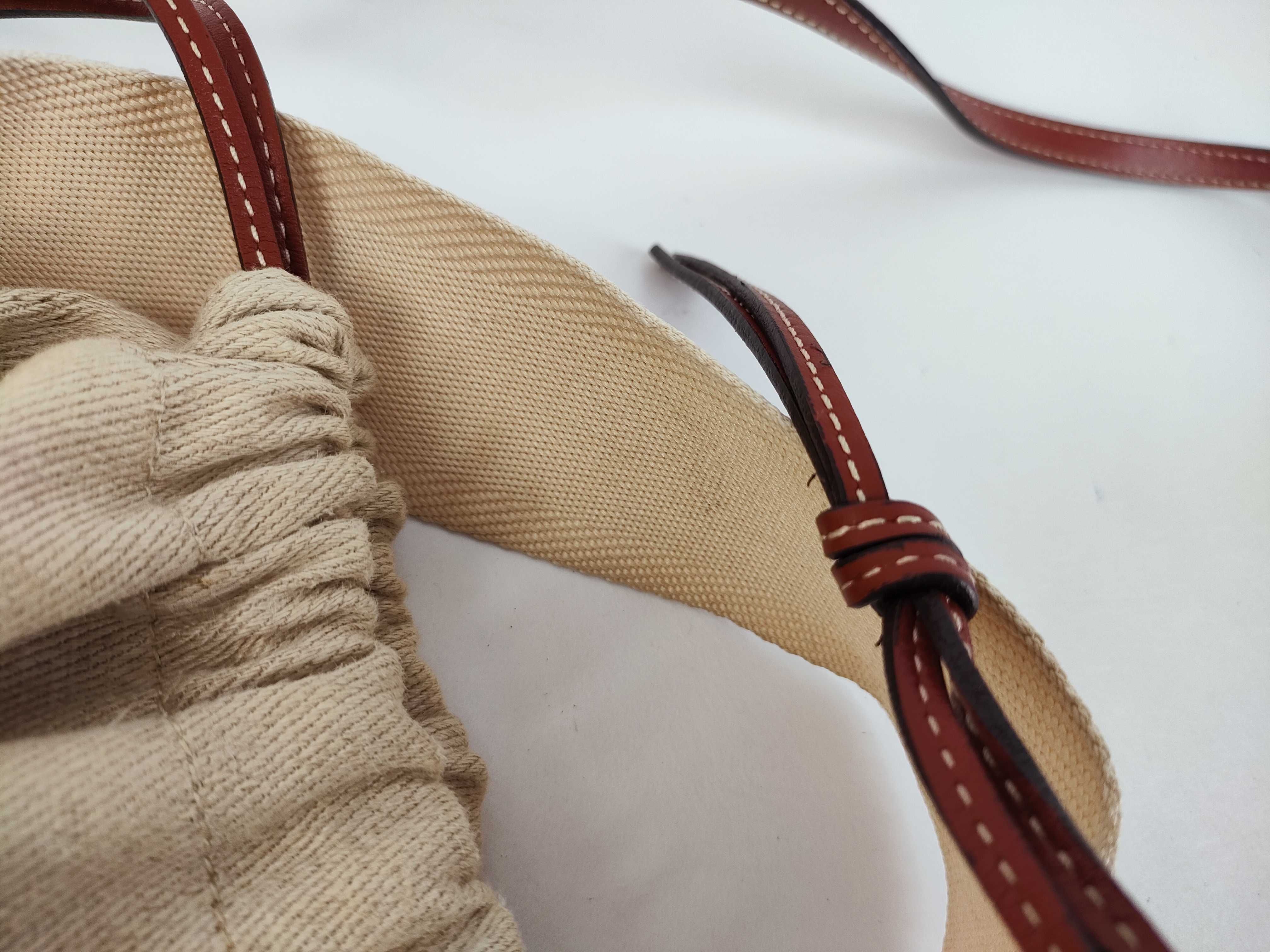 Woody Small Raffia x Leather 2-Way Shoulder Bag, Beige Handbag — view 5