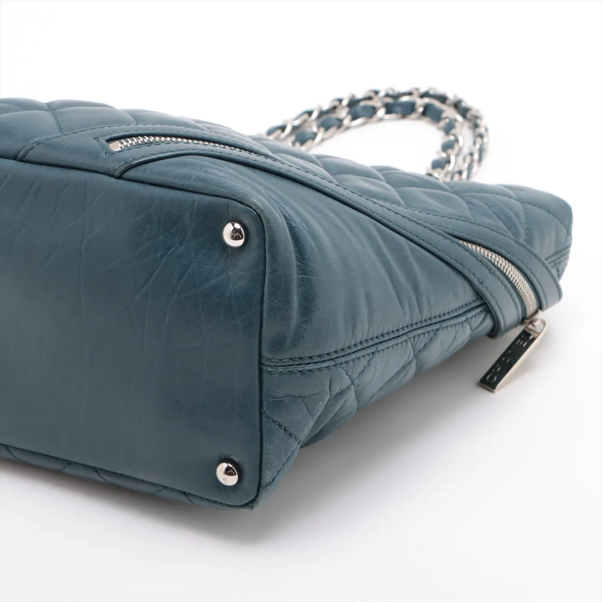 Matelasse Vintage Calf Chain Shoulder Bag Blue Silver Hardware 11384915 11th Series — view 3