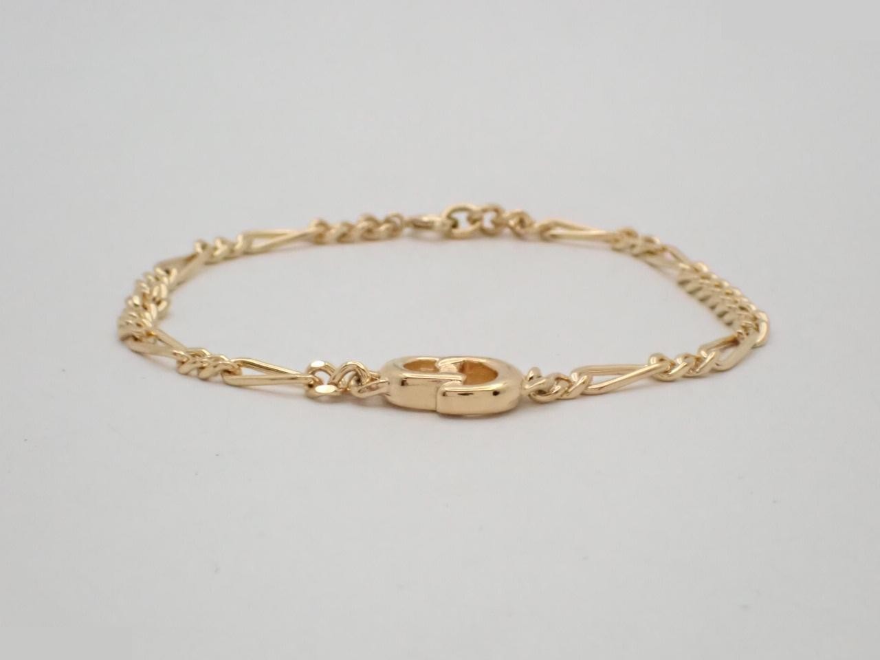 Other items in the line: Precious metal bracelets and bangles (metal), wrist circumference approximately 18.5 cm.