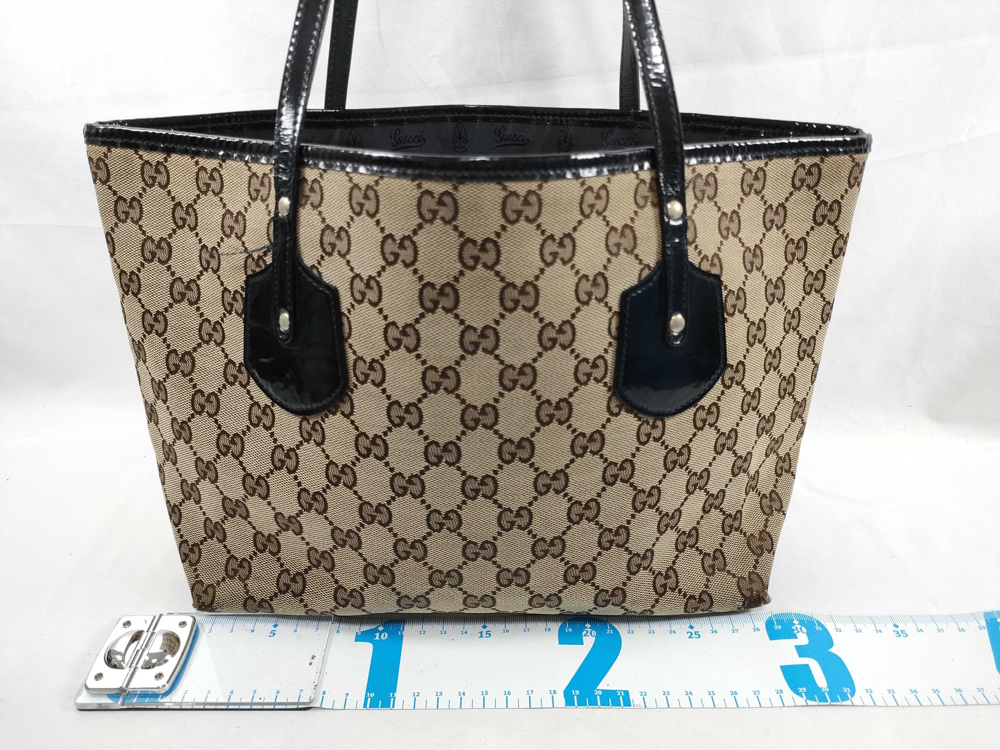 GG Canvas Tote Bag 211976 Charm Tote Bag — view 2
