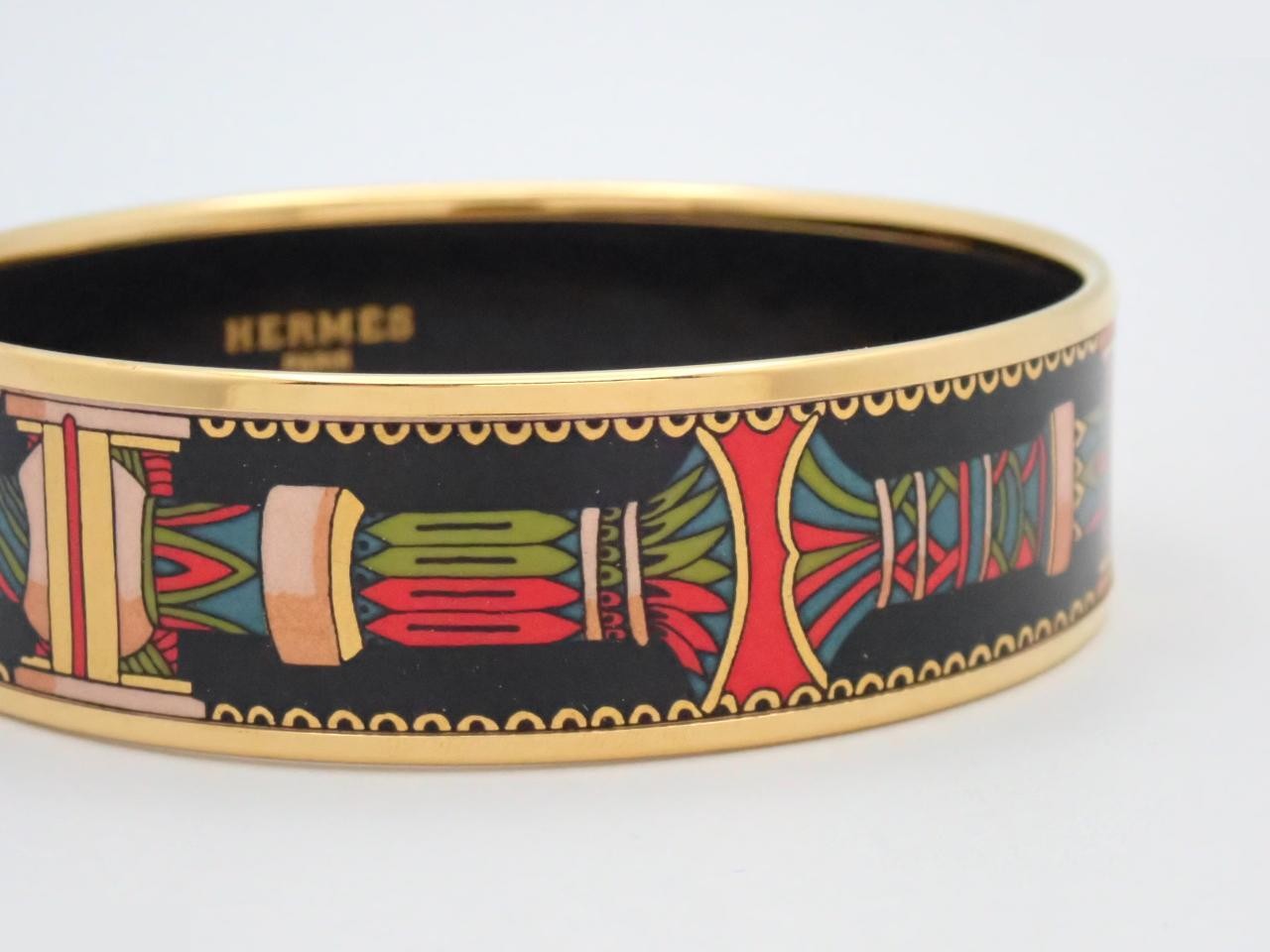 Enamel GM Bangle Bracelet, Gold, Wrist size approximately 20cm — view 3