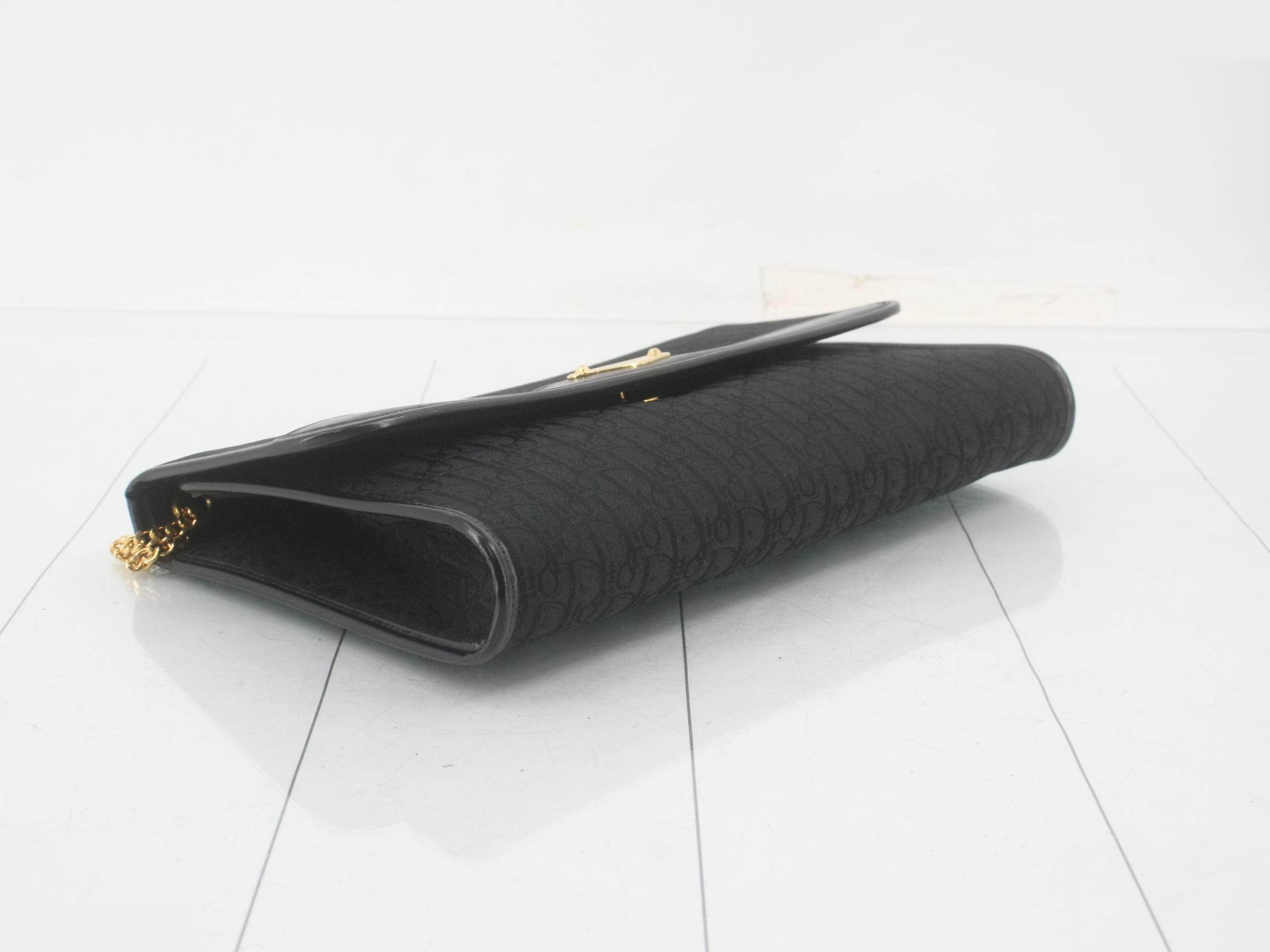 Trotter Chain Shoulder Bag — view 5