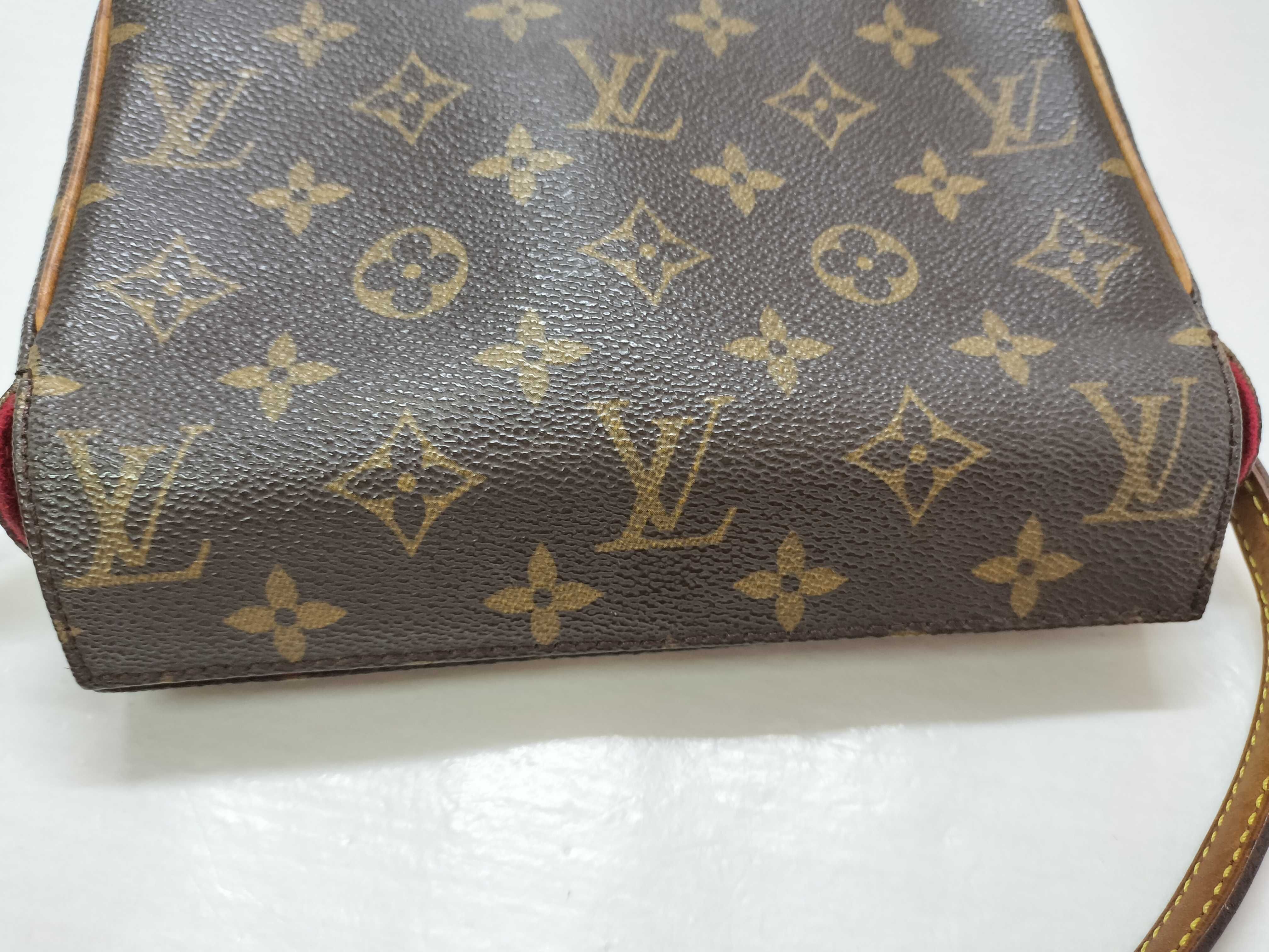 Monogram Louis Vuitton Monogram Recital M51900 SL0063 Pouch — view 13