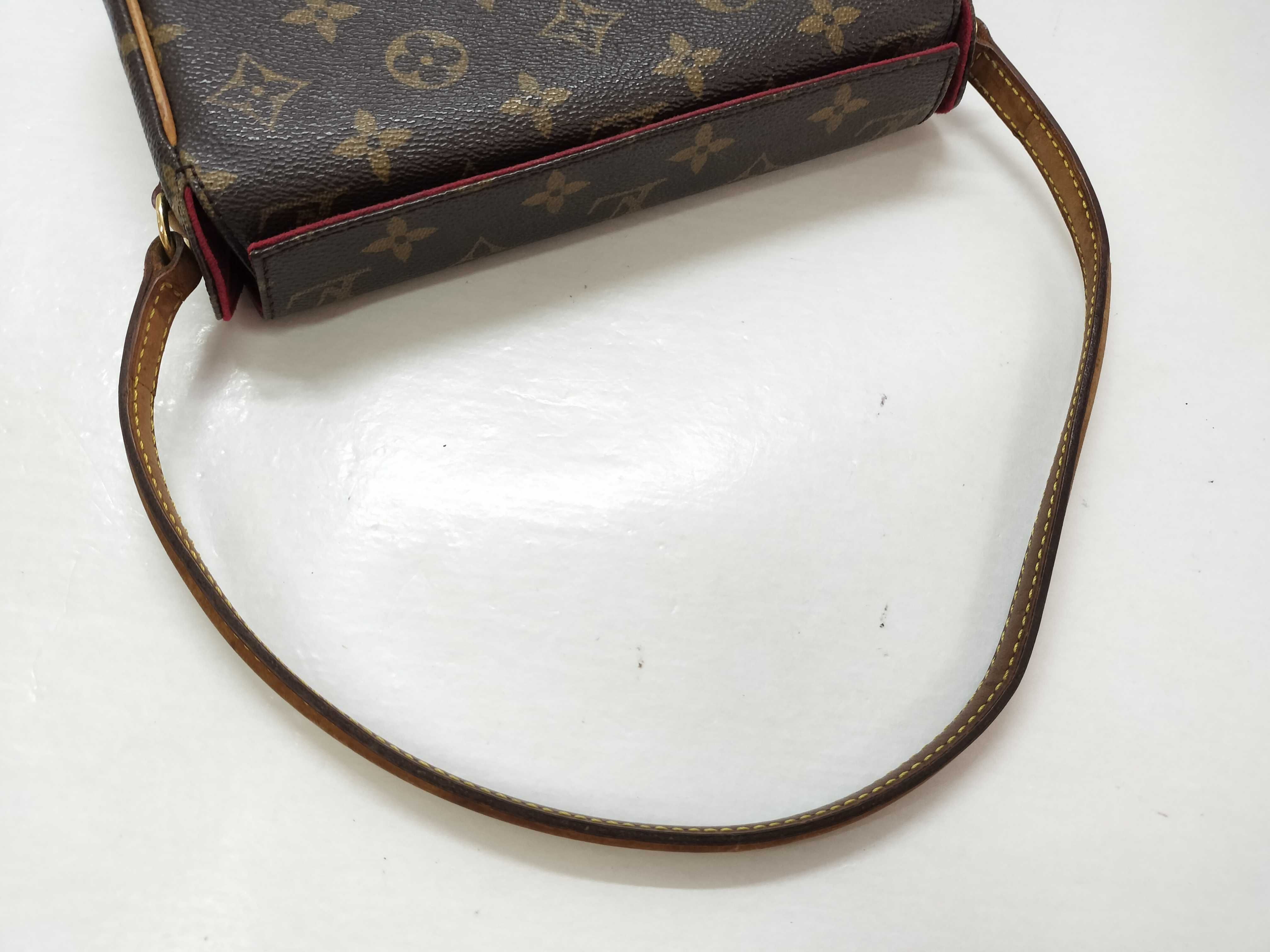 Monogram Louis Vuitton Monogram Recital M51900 SL0063 Pouch — view 3