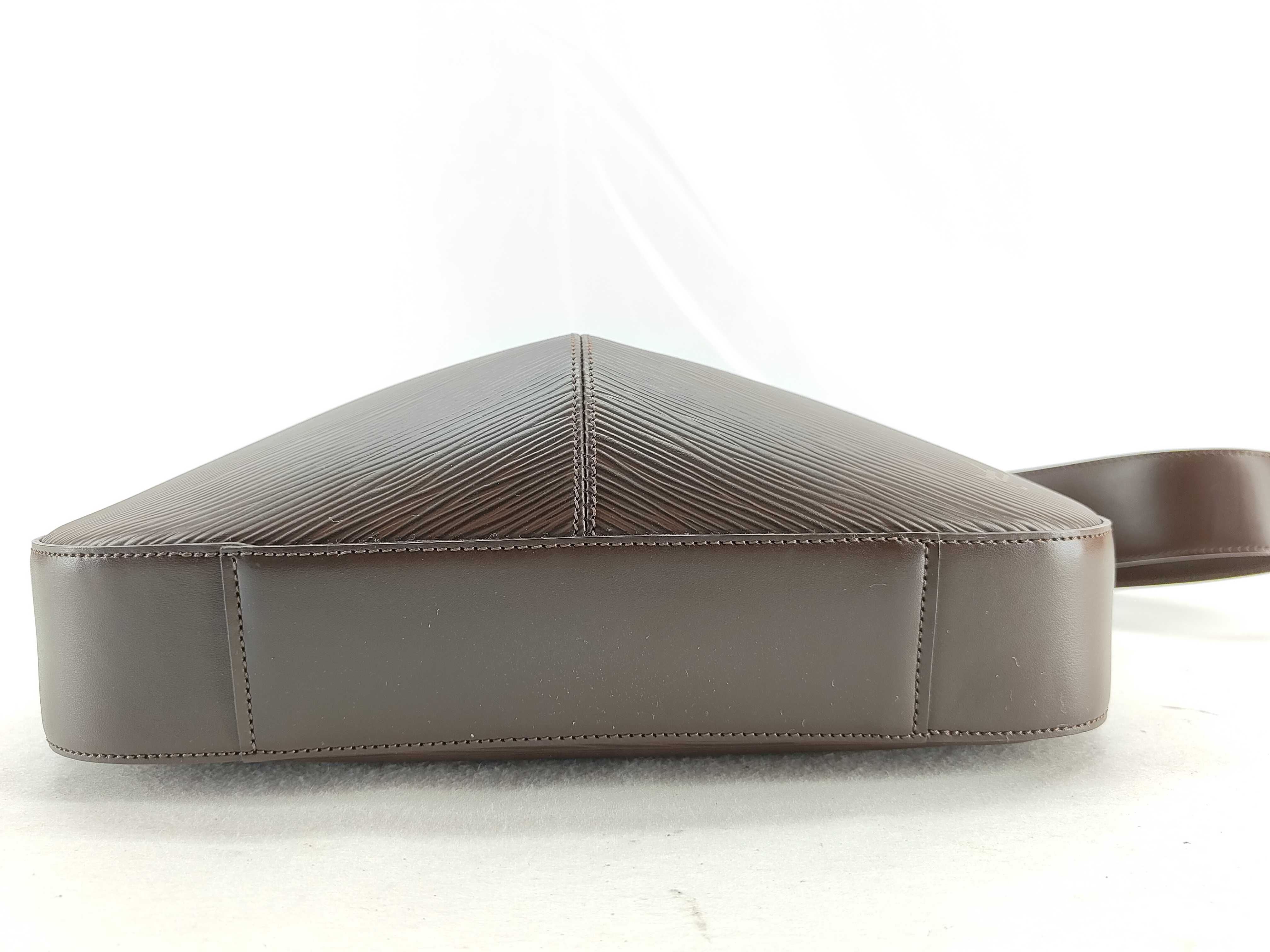 Epi Leather Shoulder Bag TH1000 — view 8