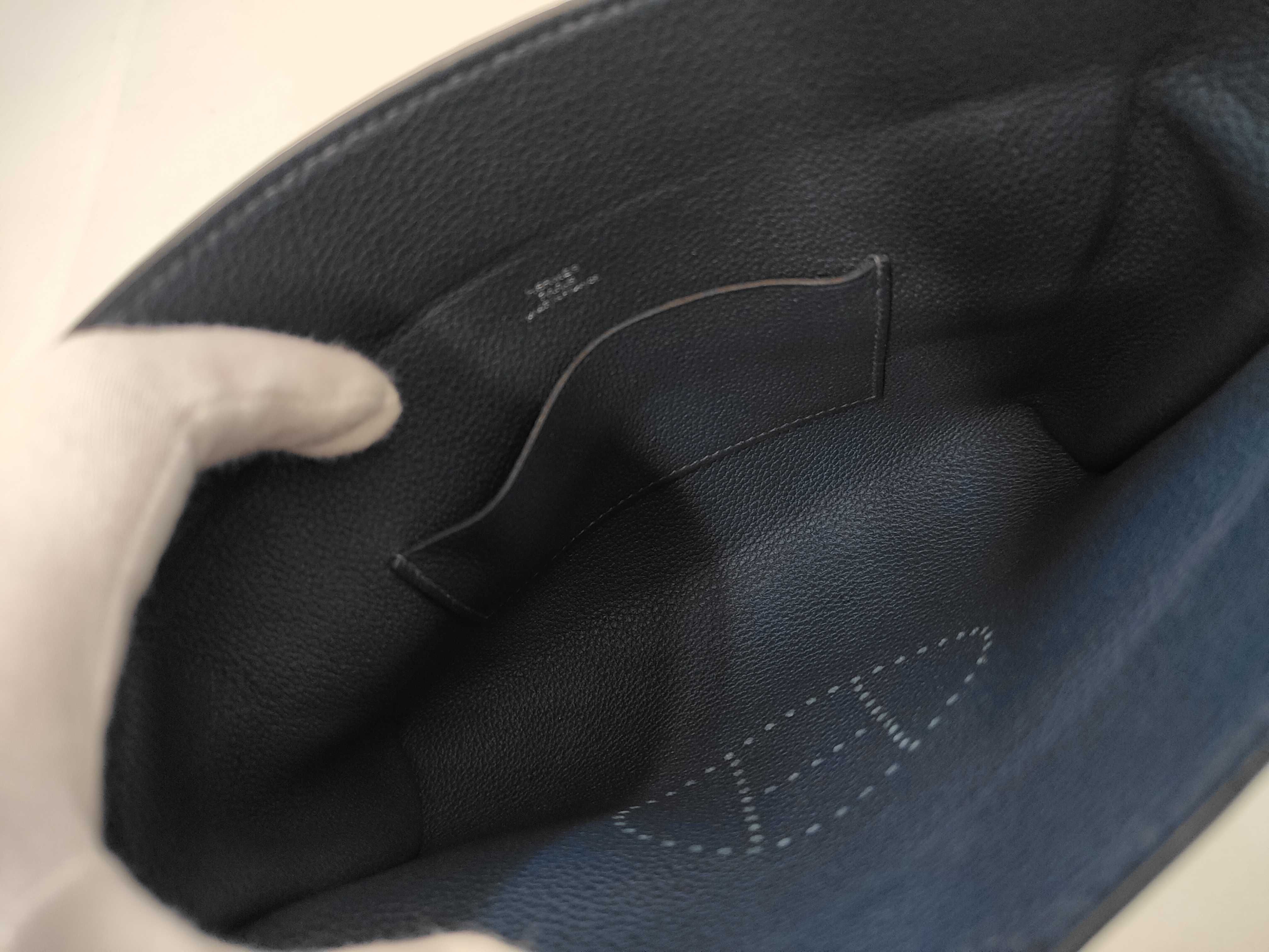 Vide Poche Togo B stamp Bleu de Plus Shoulder bag Accessories: Dust bag — view 8