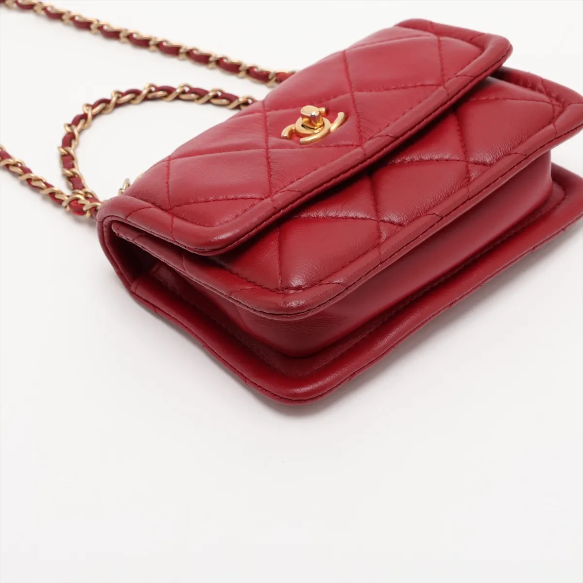 Matelassé Lambskin Chain Shoulder Bag, Red with Gold Hardware, 30659937 (Serial Number in the 30s) — view 4