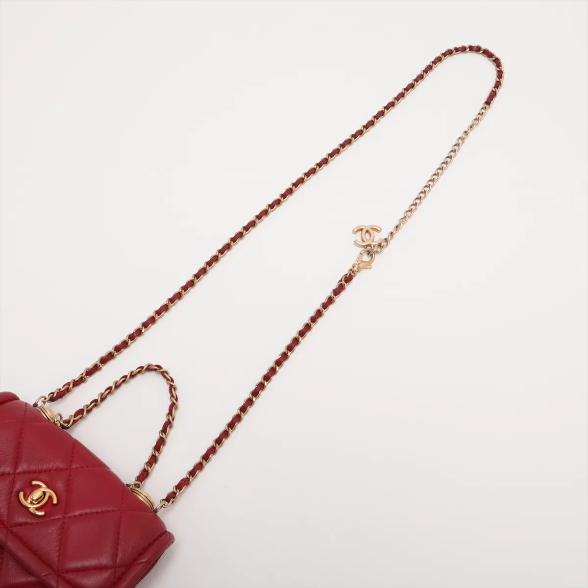 Matelassé Lambskin Chain Shoulder Bag, Red with Gold Hardware, 30659937 (Serial Number in the 30s) — view 7