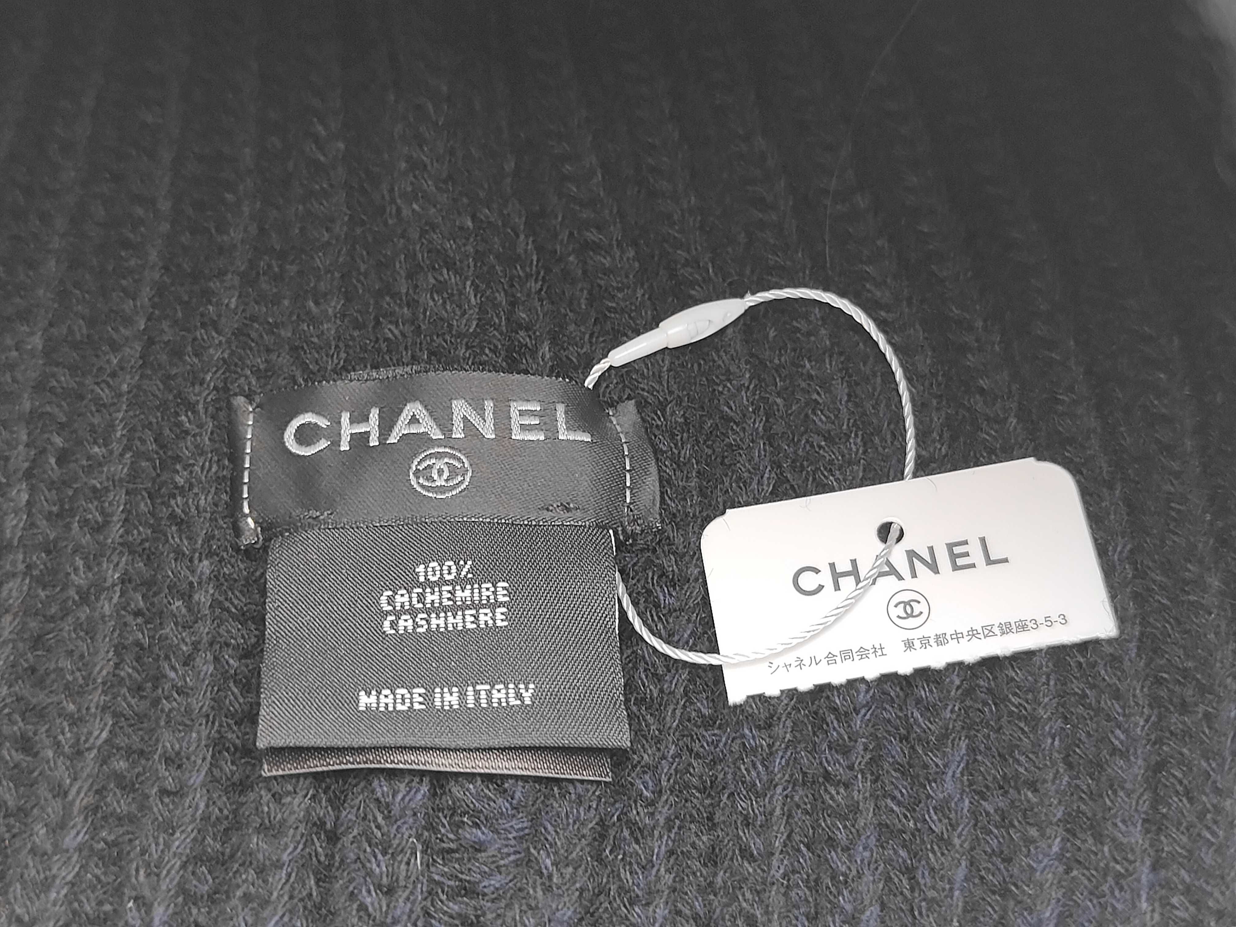 knitted hat with jeweled logo, black cashmere, other accessories. — view 4