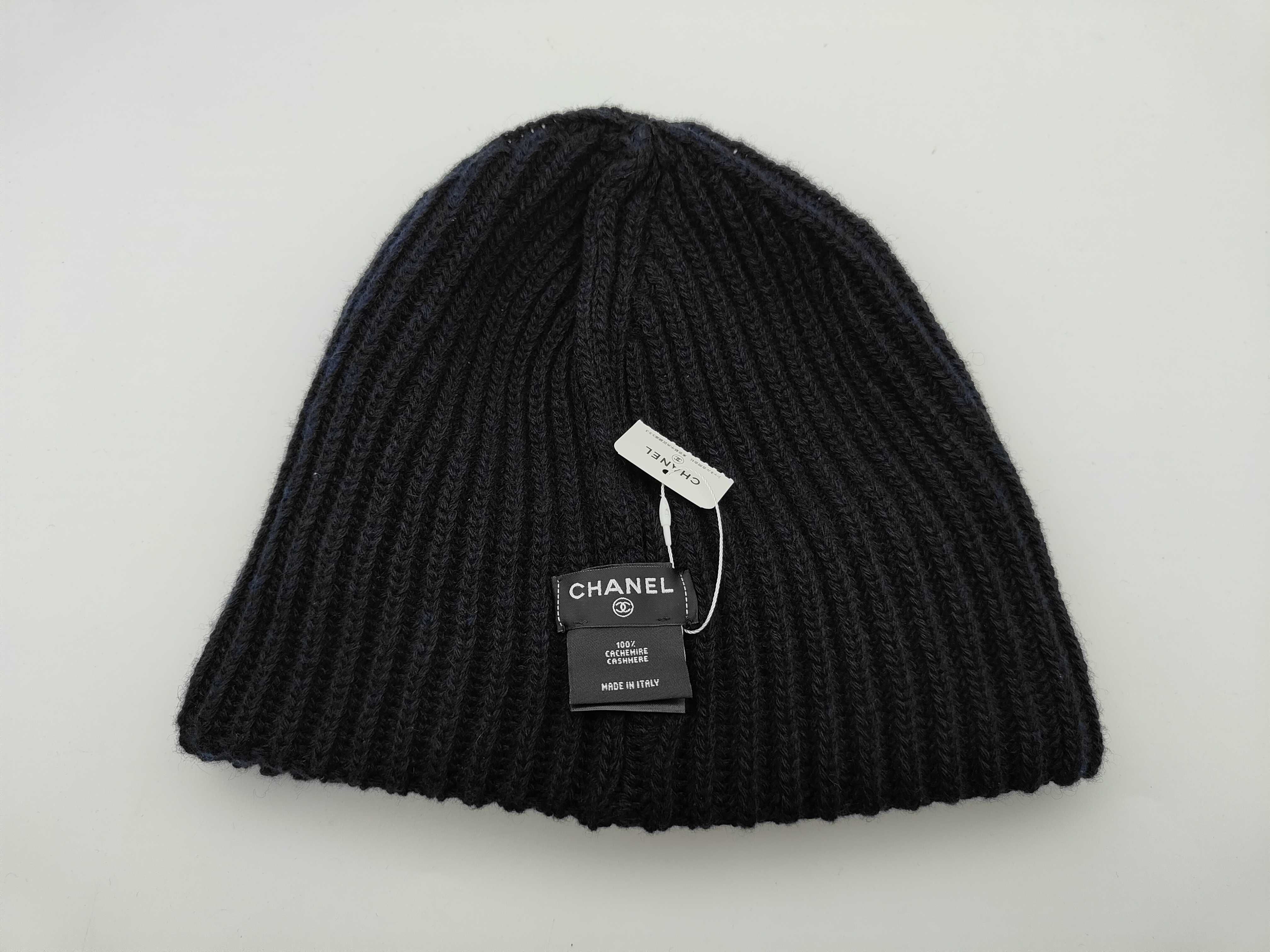 knitted hat with jeweled logo, black cashmere, other accessories. — view 6